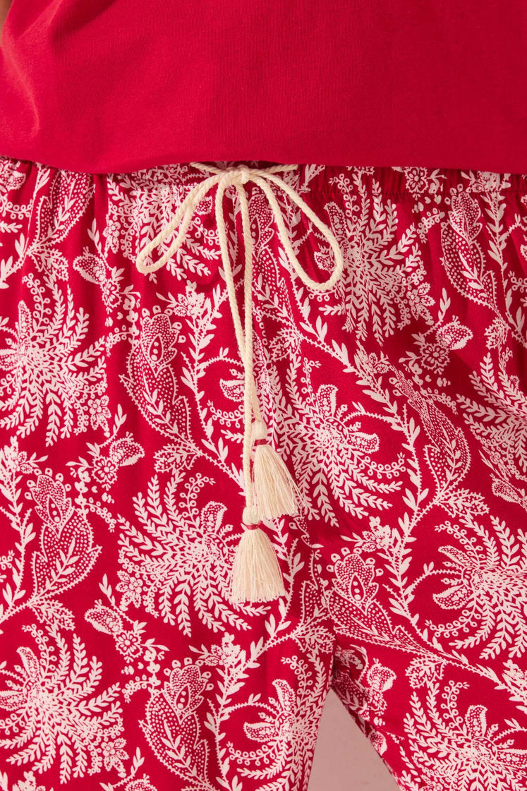 Women Secret_Long Viscose Trouser with Red Leaf Print_3709677_69_03