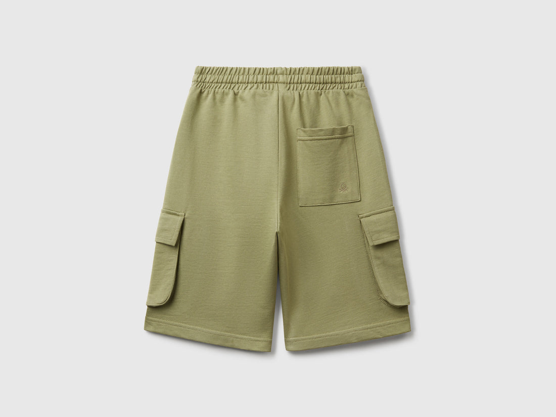 Benetton_Cargo Shorts in Light Sweat Fabric_39DJC902N_26K_02