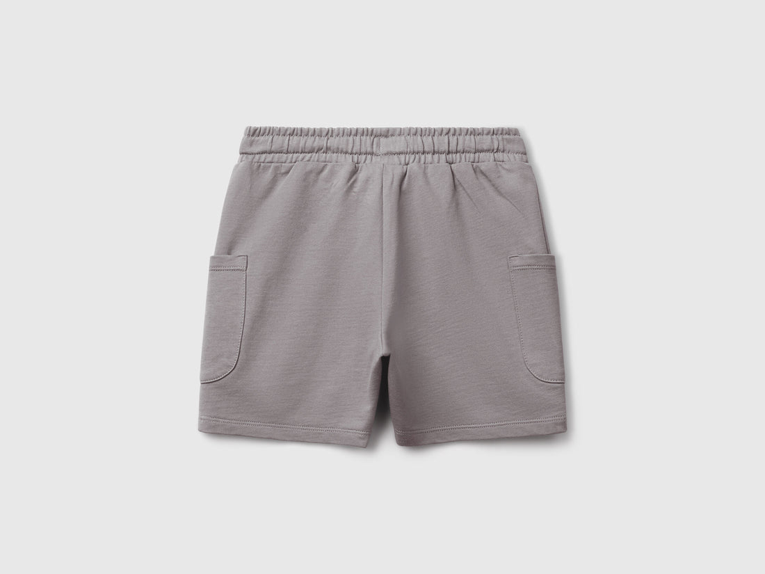 Benetton_Cotton Cargo Shorts_39DJG901C_11M_02