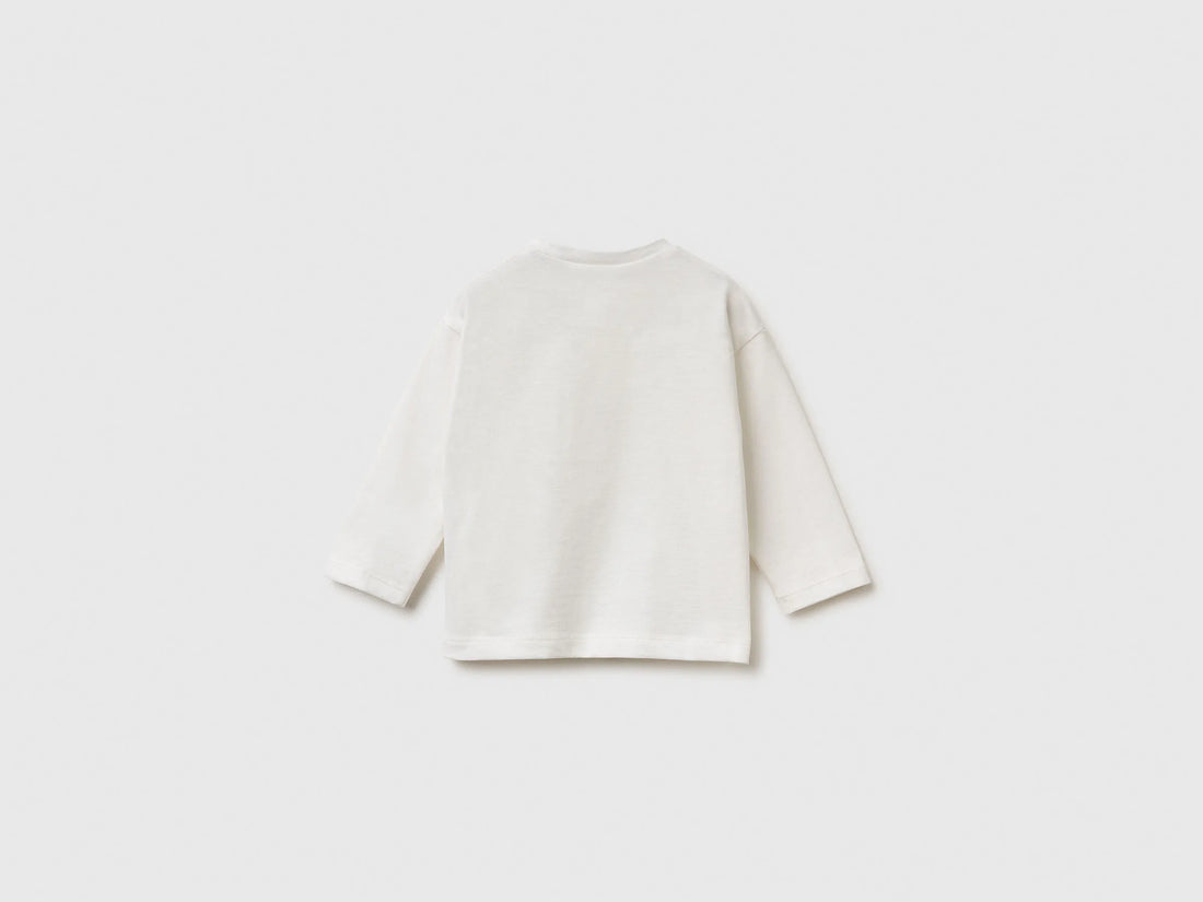 Benetton_Creamy White_T-Shirt with Shiny Print_3ATNA106R_074_02