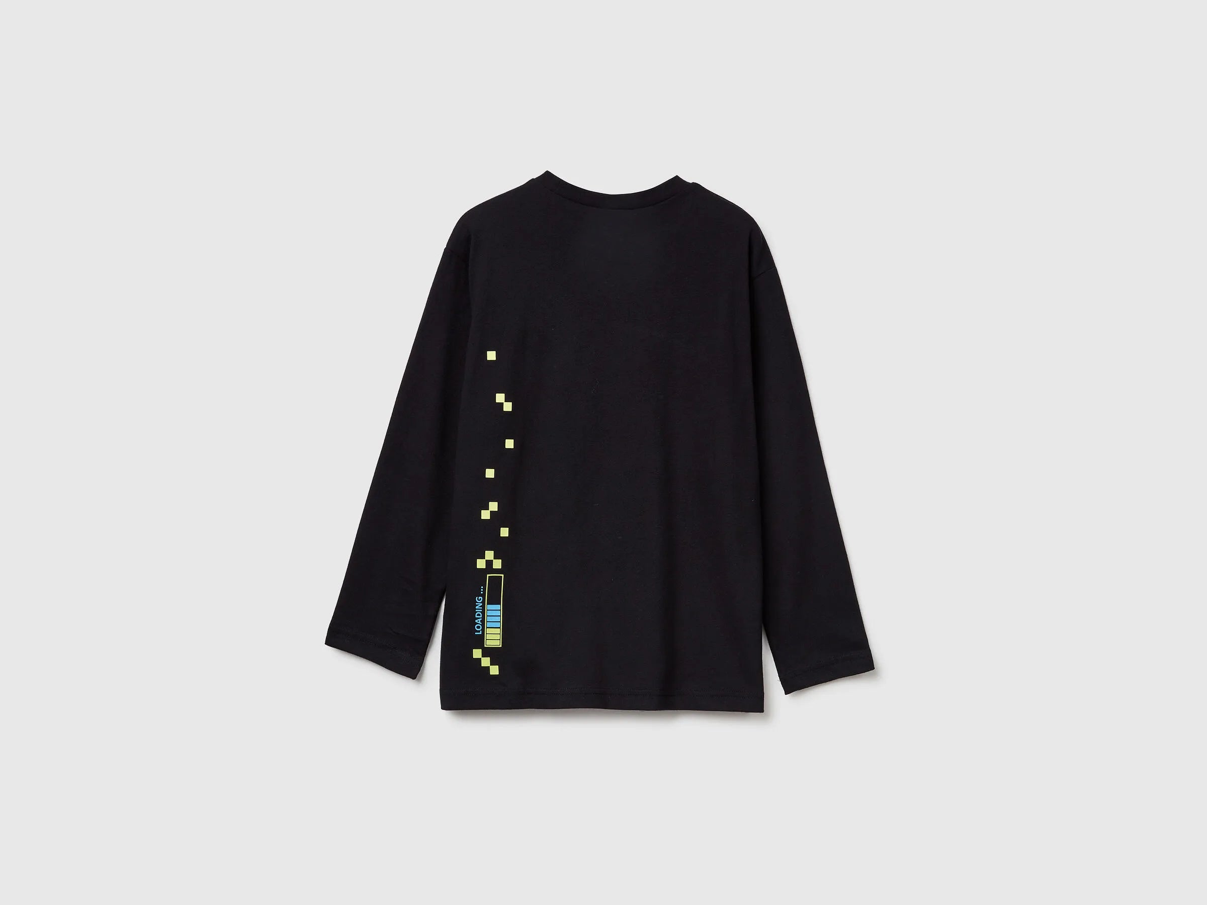 Benetton_Black_T-Shirt with Photographic Print_3ATNC10RL_100_02