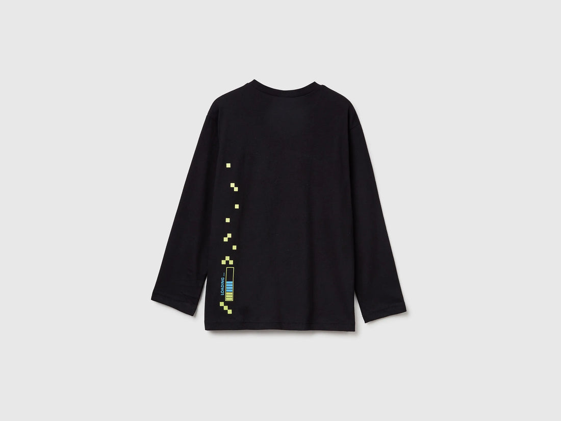 Benetton_Black_T-Shirt with Photographic Print_3ATNC10RL_100_02