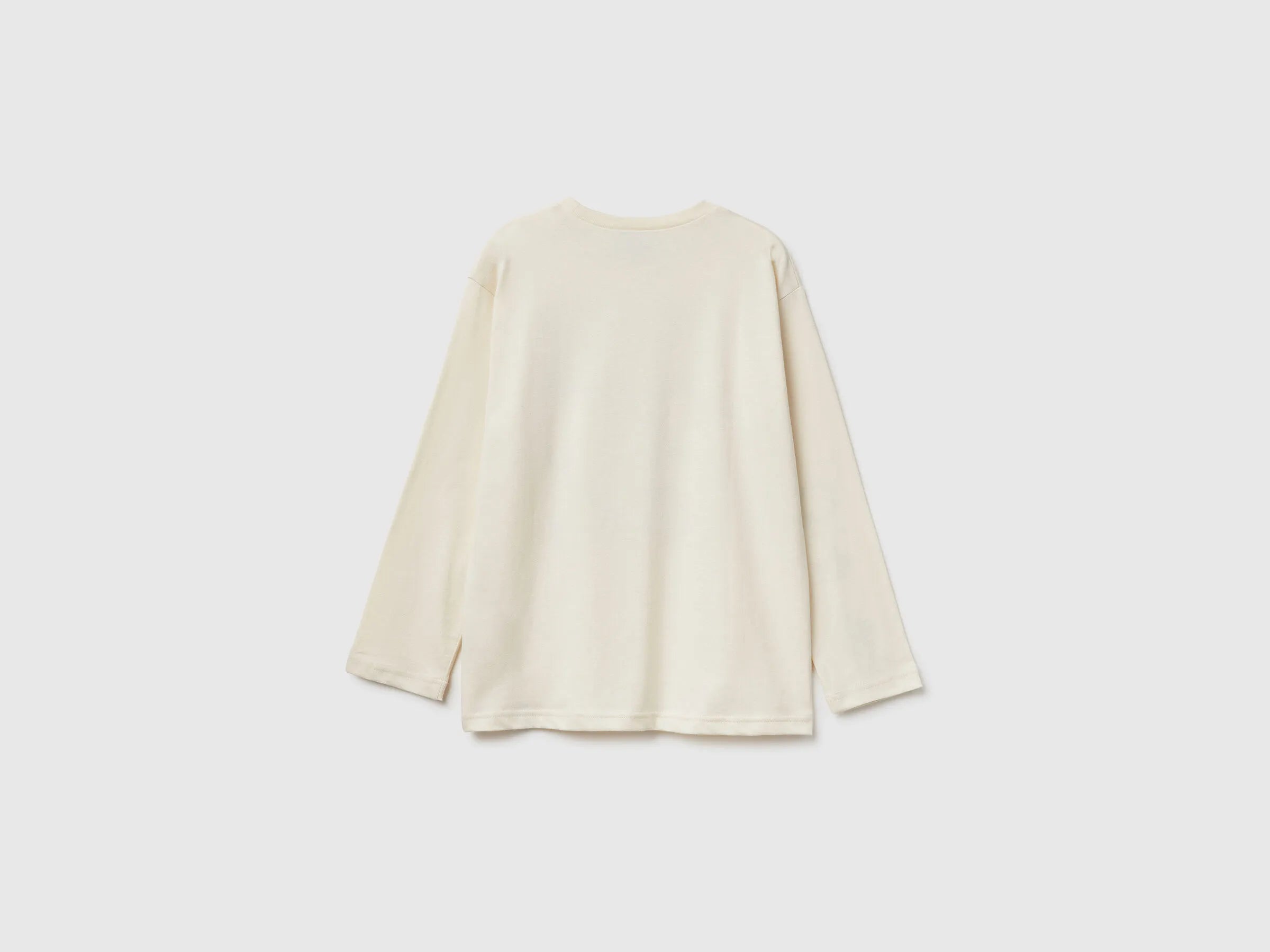 Benetton_Creamy White_T-Shirt with Photographic Print_3ATNC10RL_3C9_02