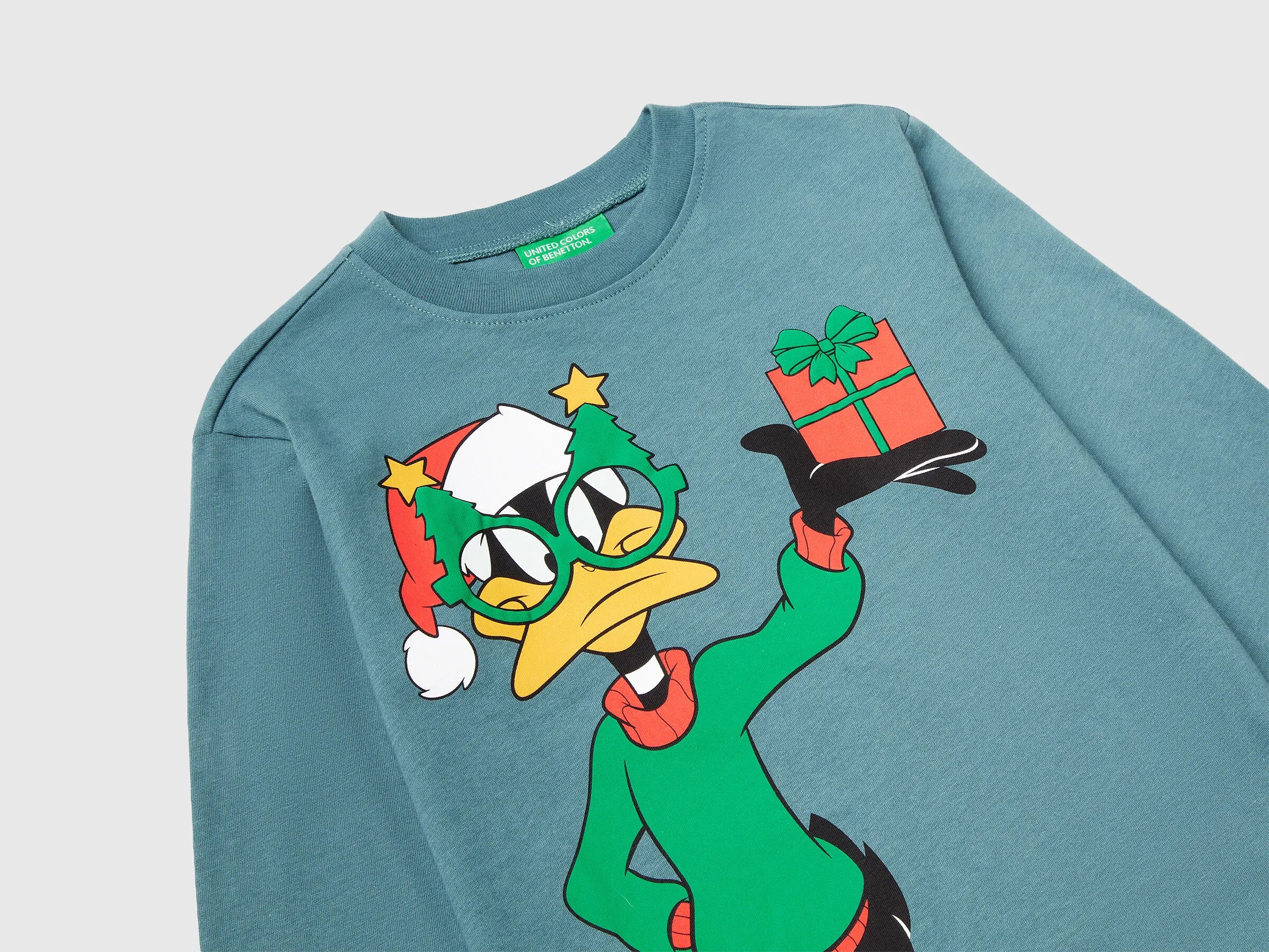 Benetton_Turquoise_Daffy Duck ©Looney Tunes Christmas T-Shirt_3ATNG10L4_19W_03