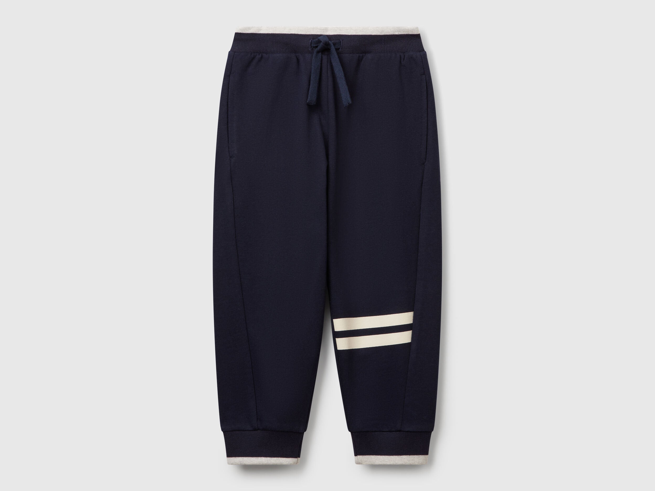 Benetton_Joggers in Lightweight Sweat_3BC1GF04O_016_01