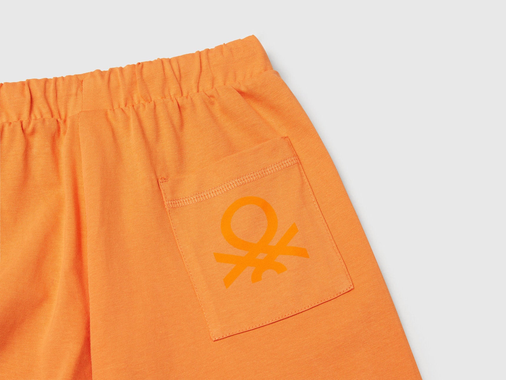 Benetton_100% Cotton Bermudas_3BL0C903L_2L2_03