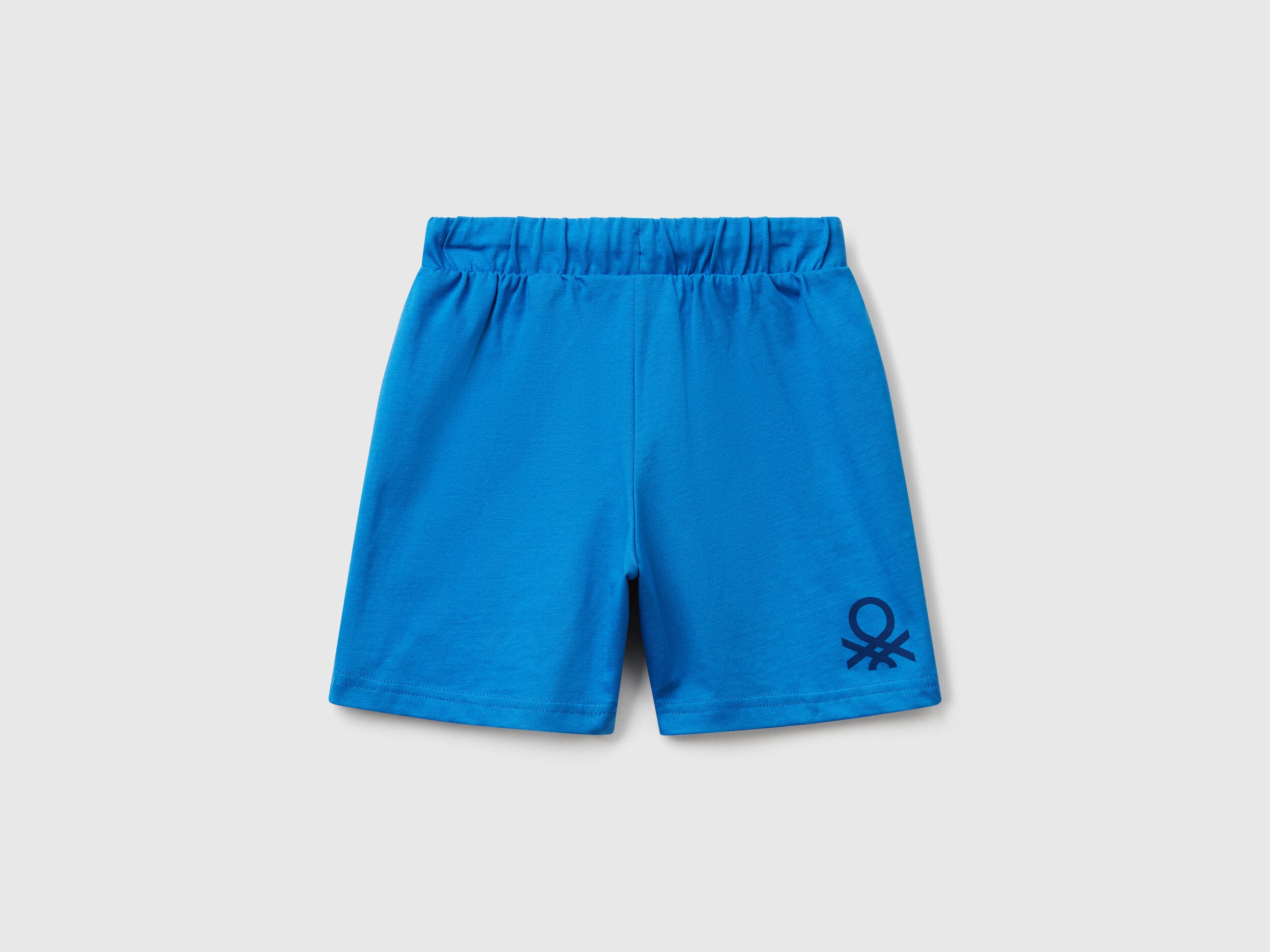 Benetton_Regular Fit Bermudas_3BL0G900Q_05Q_02