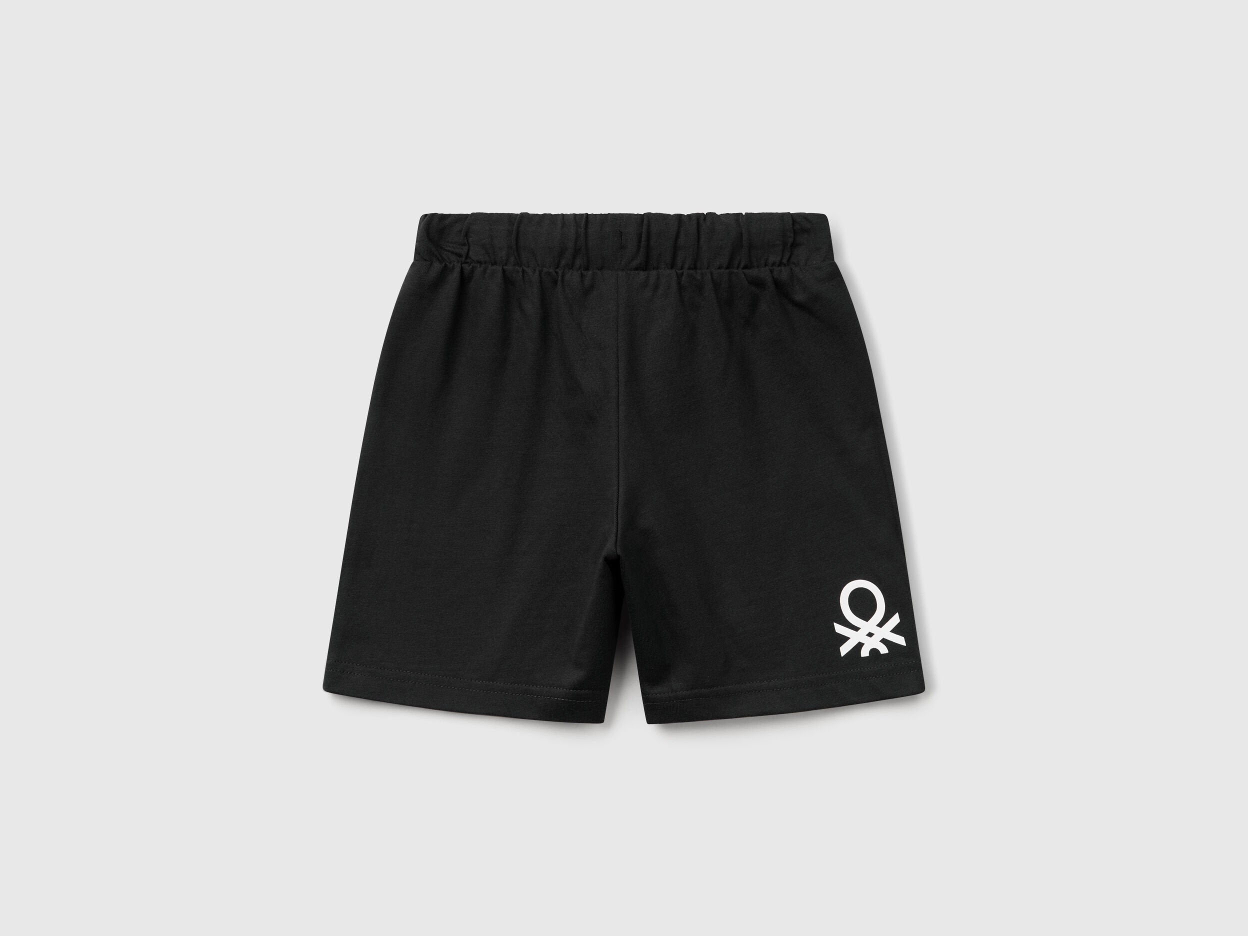 Benetton_Regular Fit Bermudas_3BL0G900Q_100_02