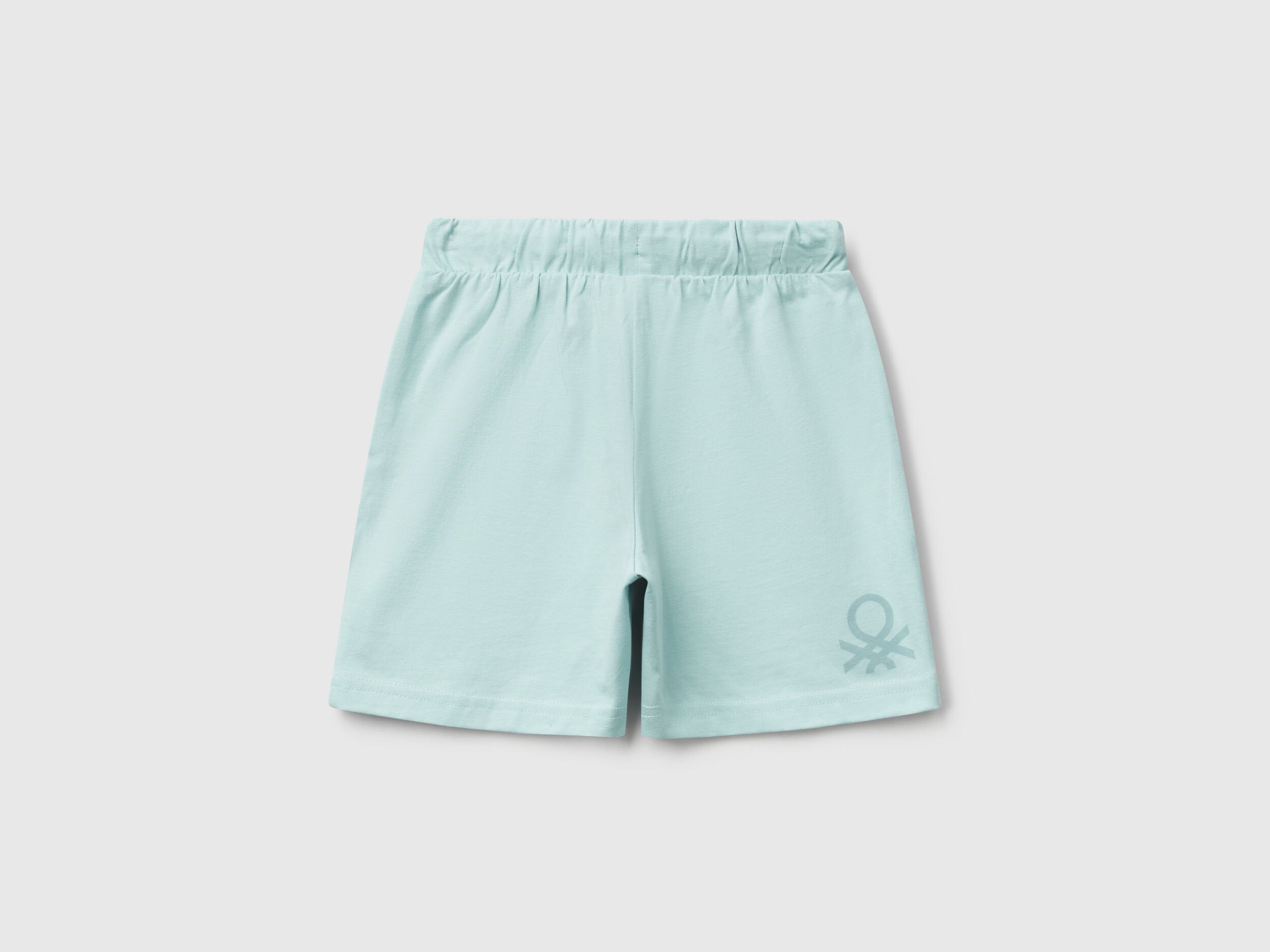 Benetton_Regular Fit Bermudas_3BL0G900Q_21J_02