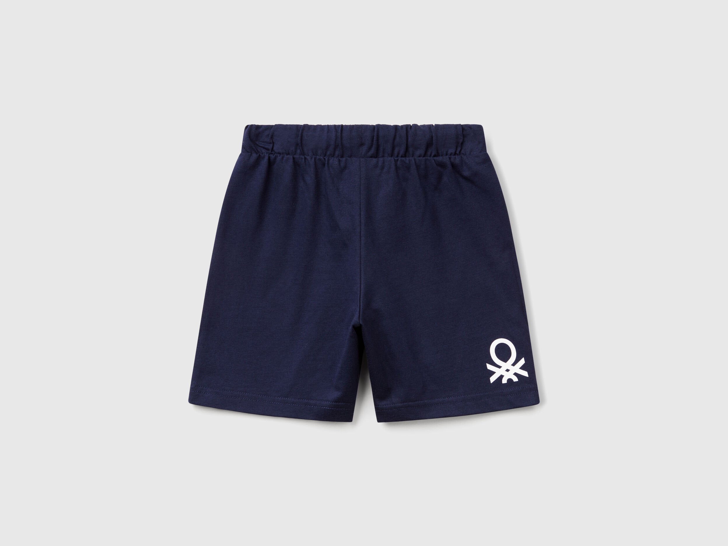 Benetton_Regular Fit Bermudas_3BL0G900Q_252_02