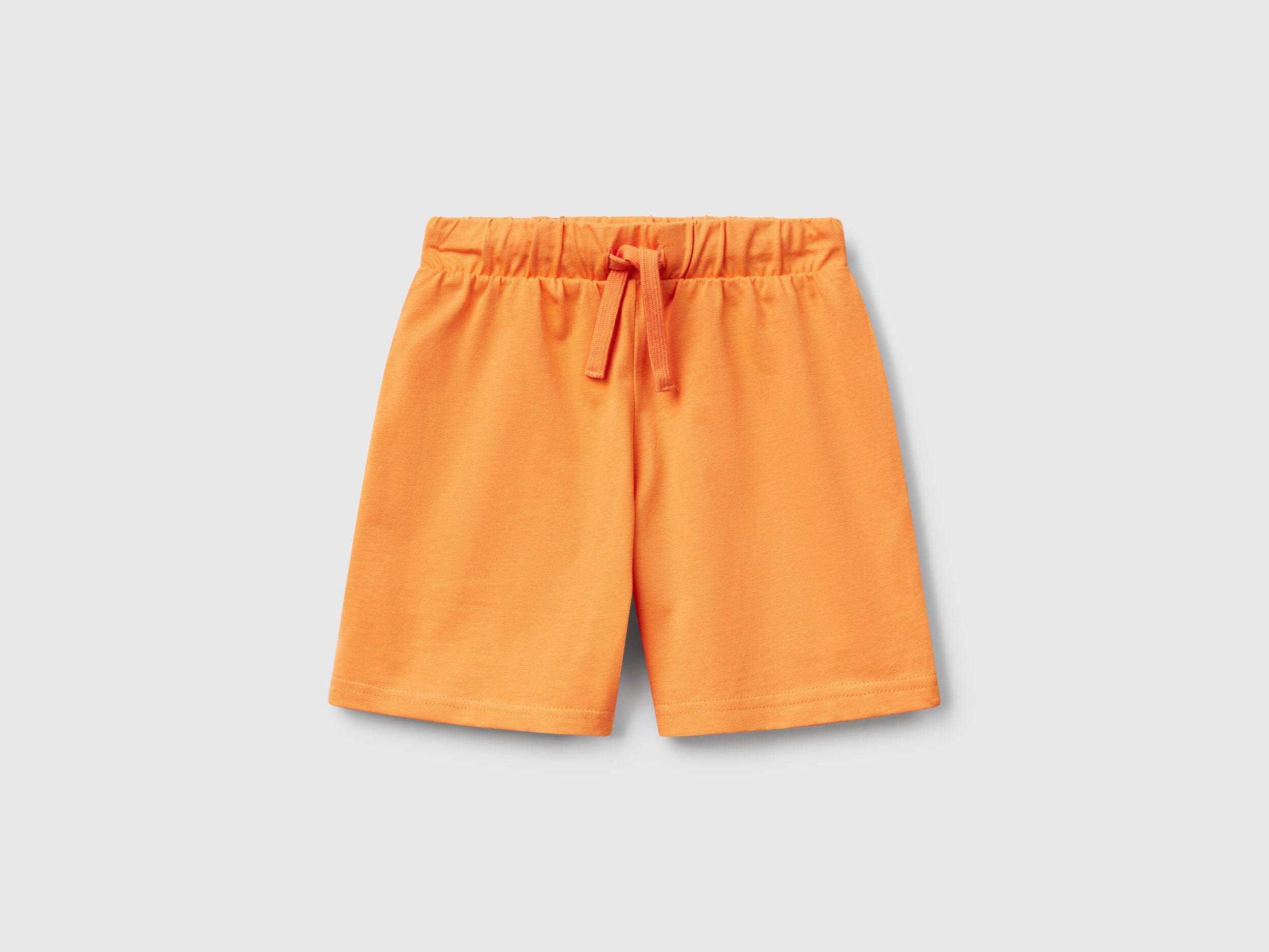 Benetton_Regular Fit Bermudas_3BL0G900Q_2L2_01