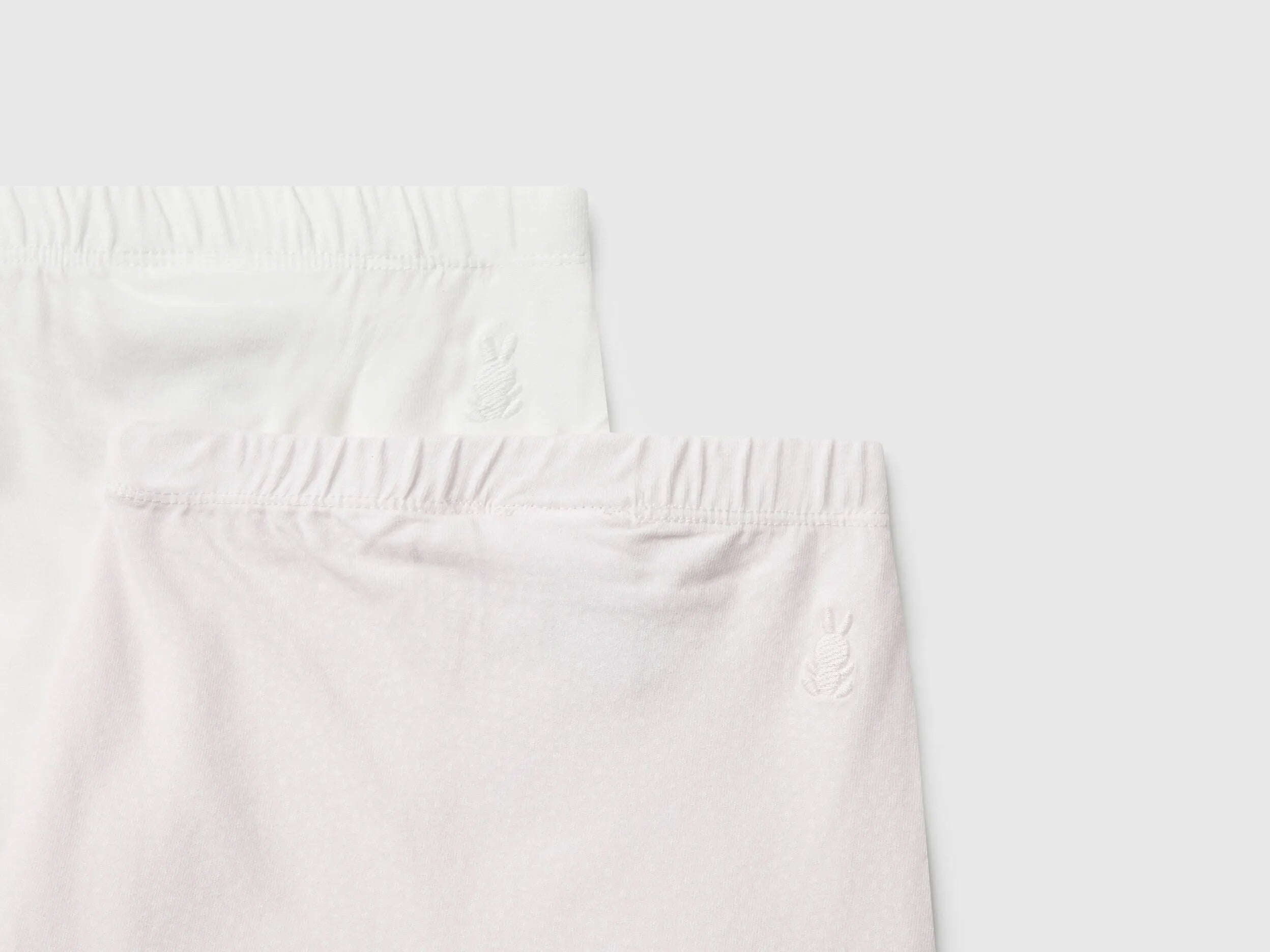 Benetton_Pastel Pink_Two Pairs of Trousers in Cotton_3DKAAF02H_901_03