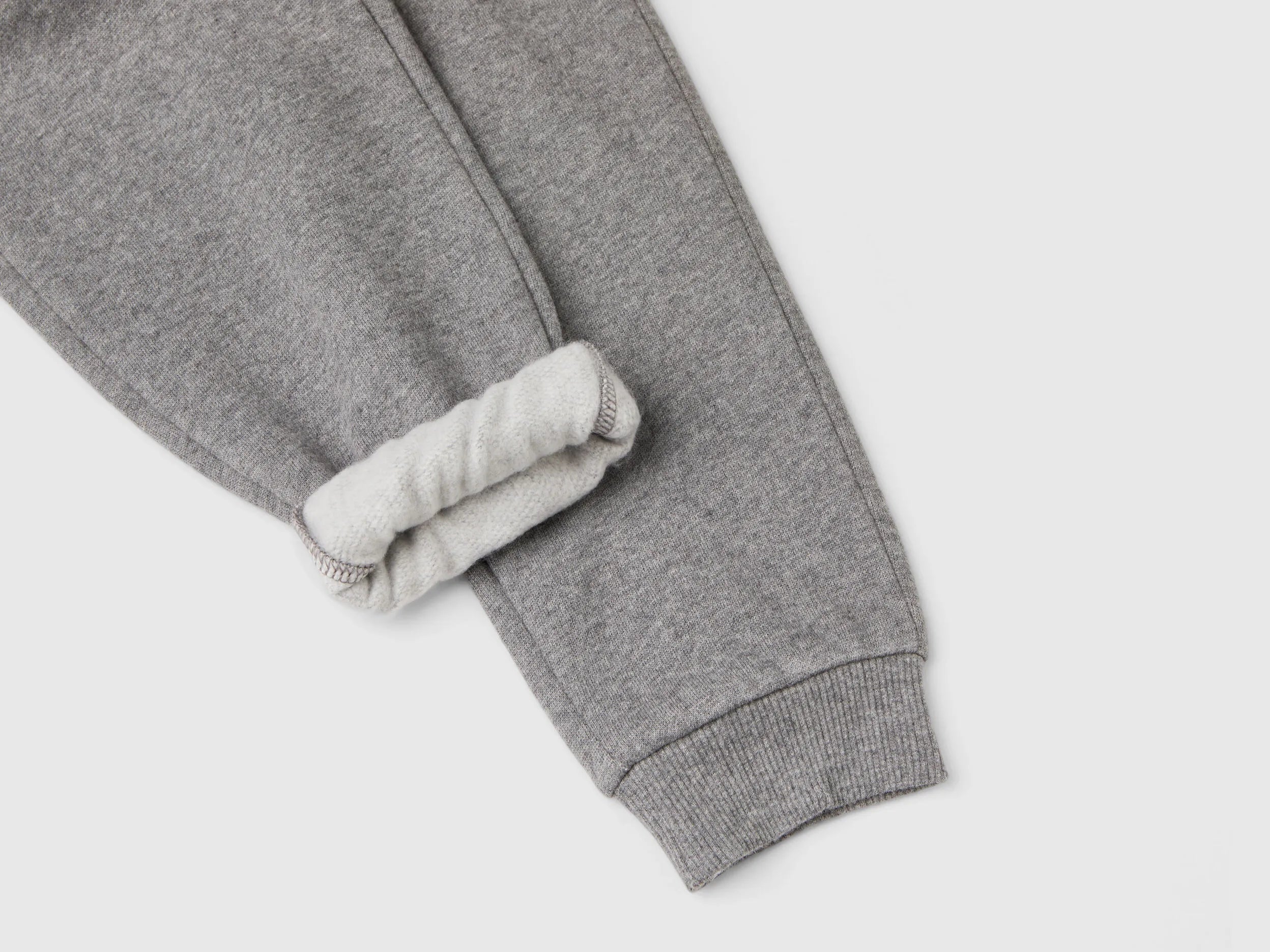 Benetton_Dark Gray_Warm Sweat Joggers_3EB5GF04A_507_03