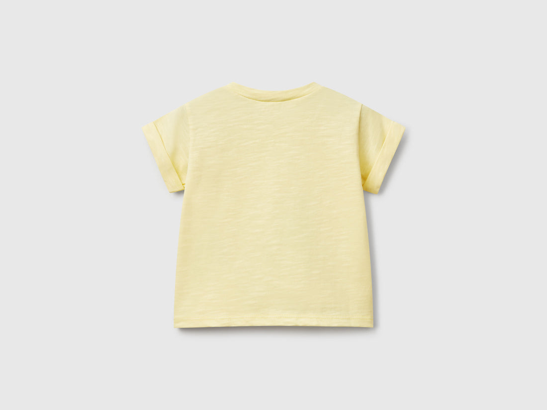 Benetton_T-Shirt with Print_3F93A1060_0H3_02