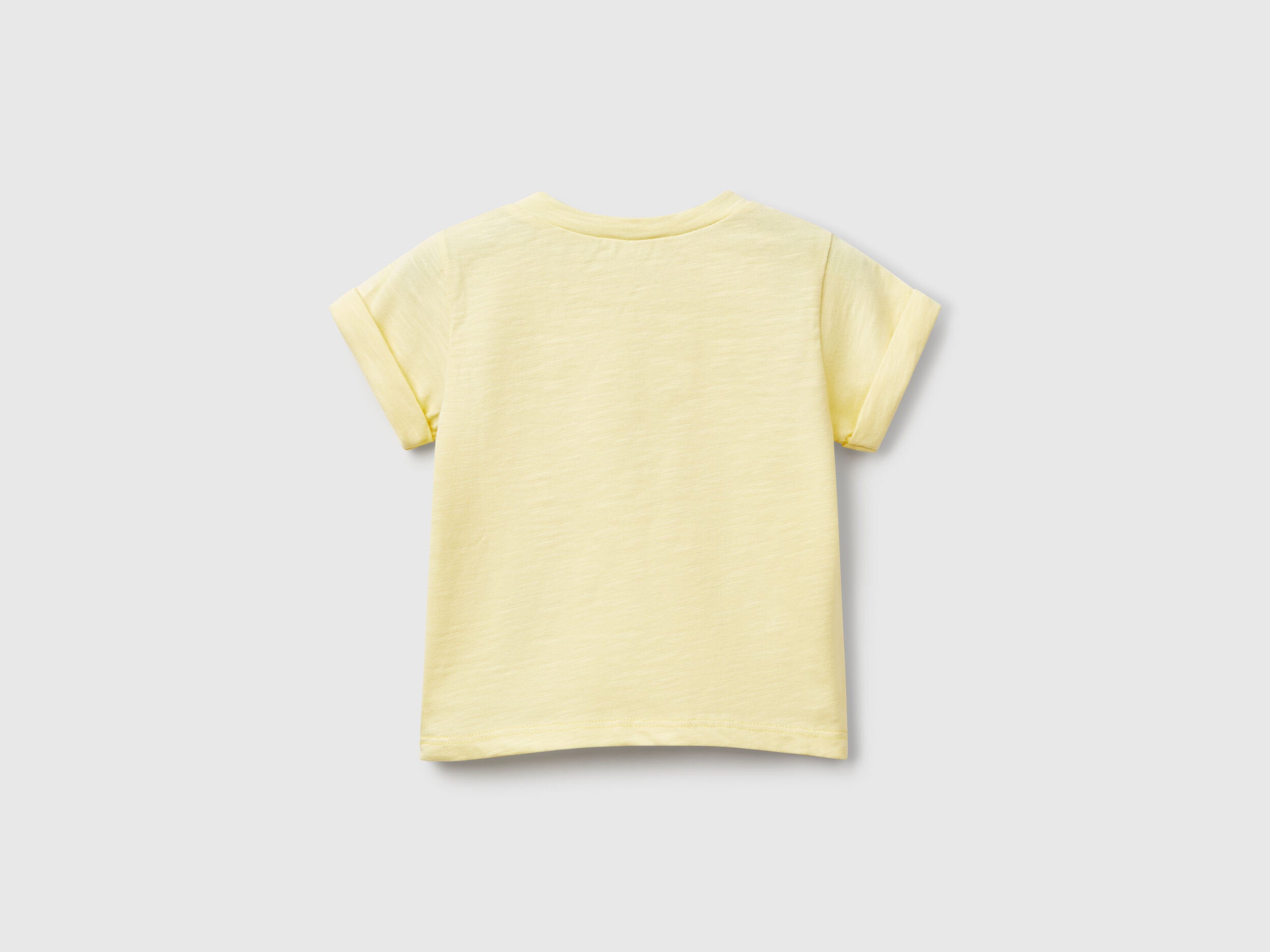 Benetton_T-Shirt with Print_3F93A1060_902_02