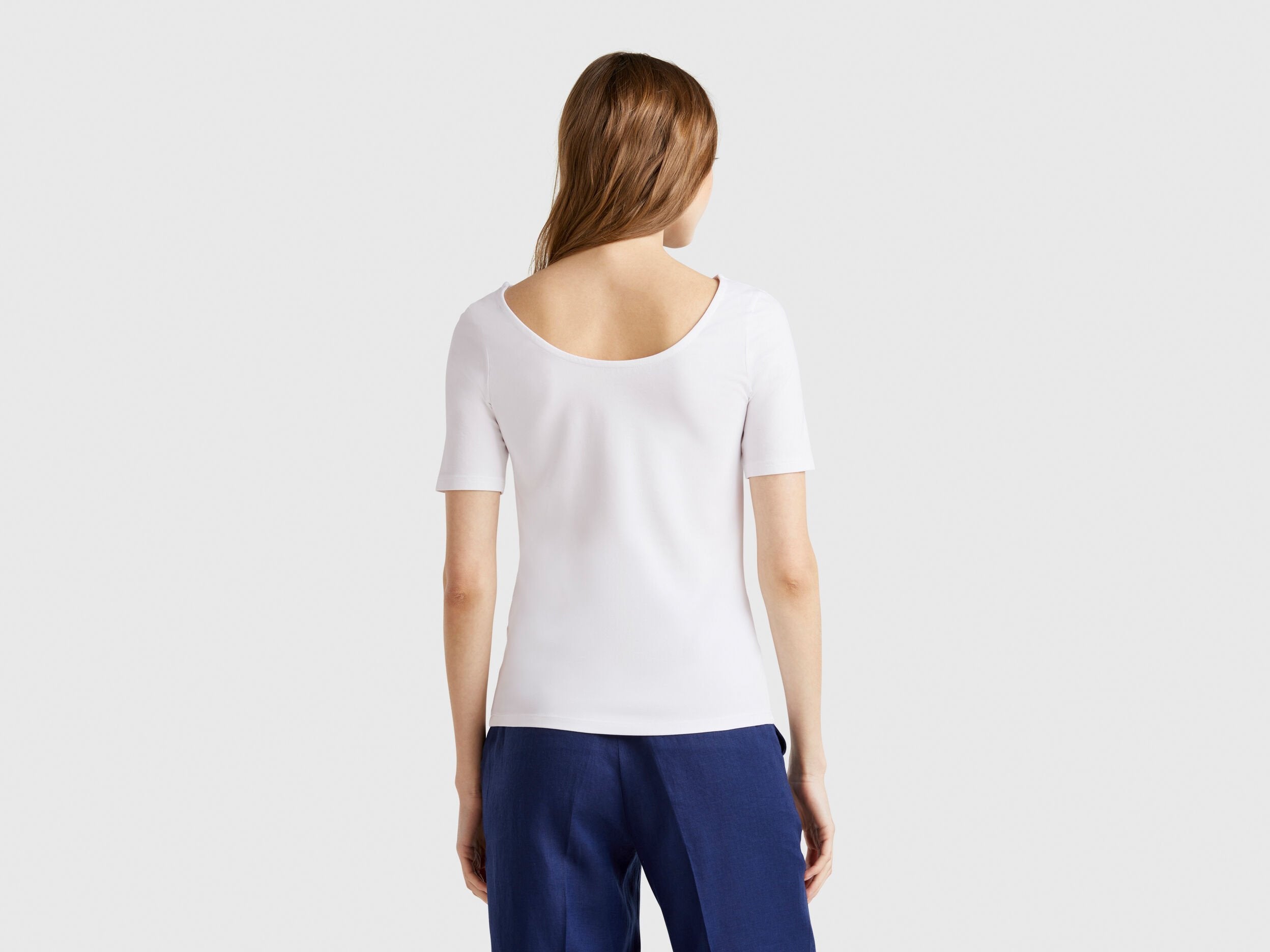 Benetton_Slim Fit Reversible T-Shirt_3FJHD109K_101_03