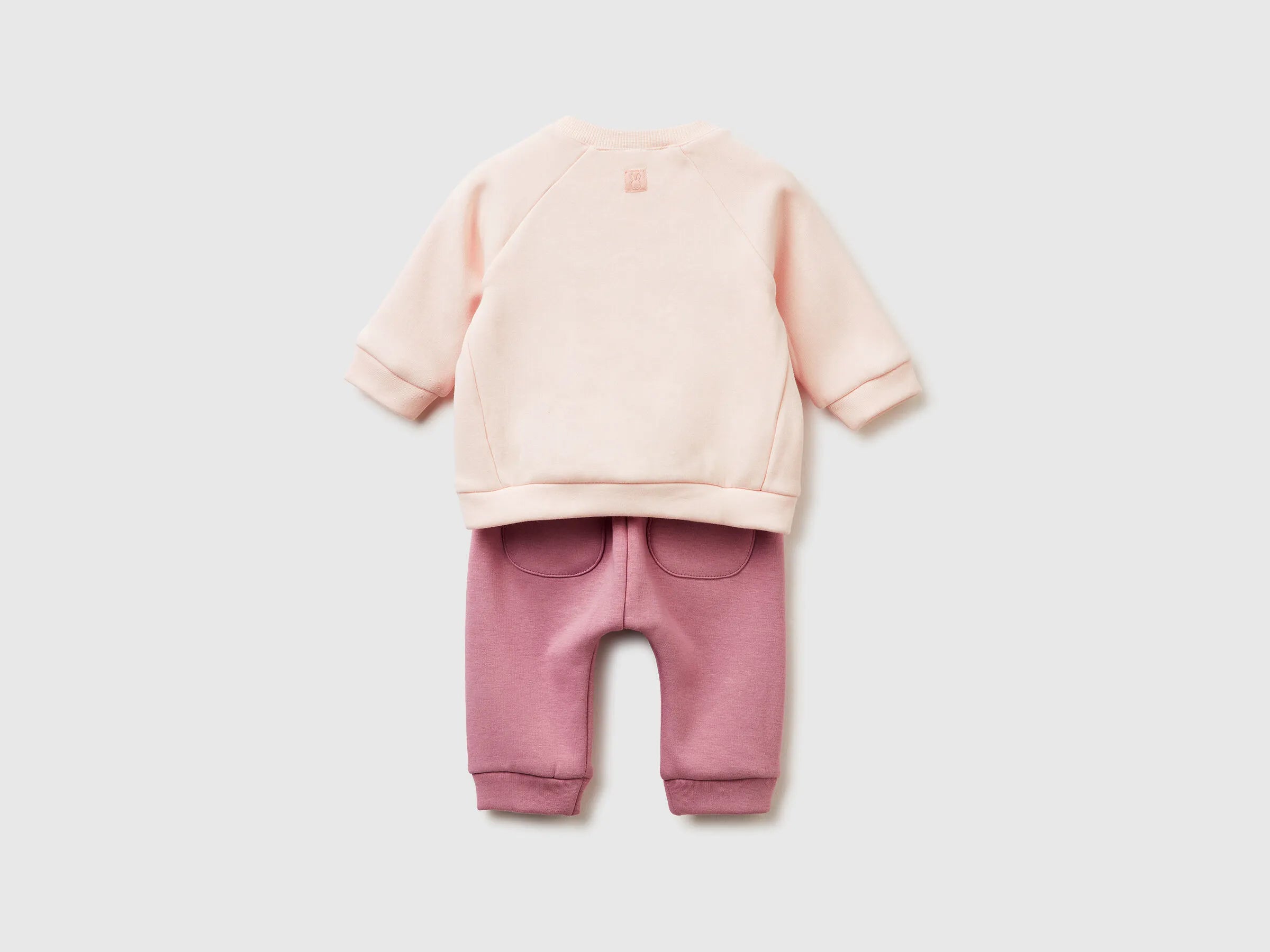 Benetton_Soft Pink_Set with Animal Embroidery_3FTZAK01D_903_02