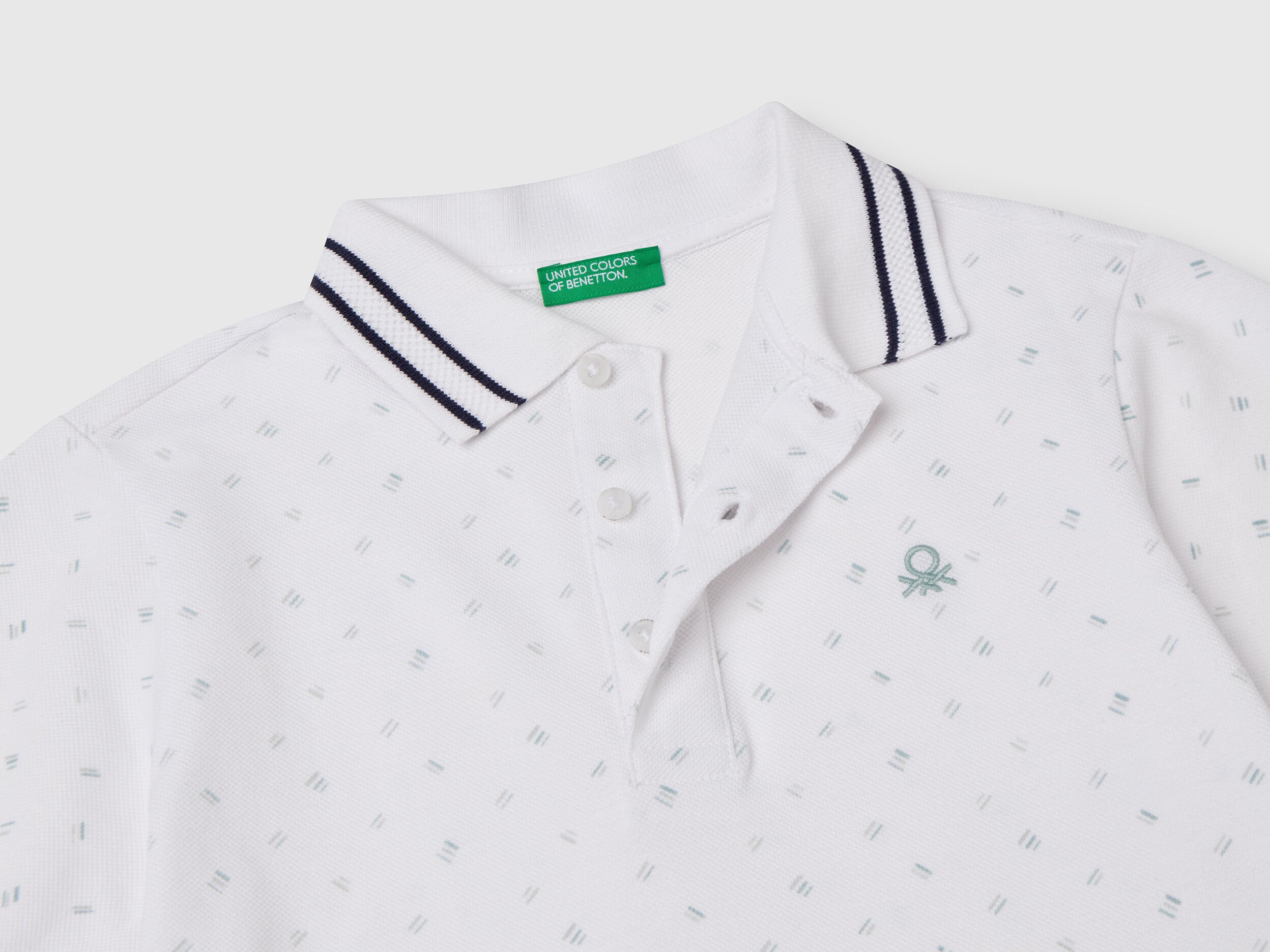 Benetton_Micro Patterned Polo Shirt in Pure Cotton_3H35C301V_64Z_03