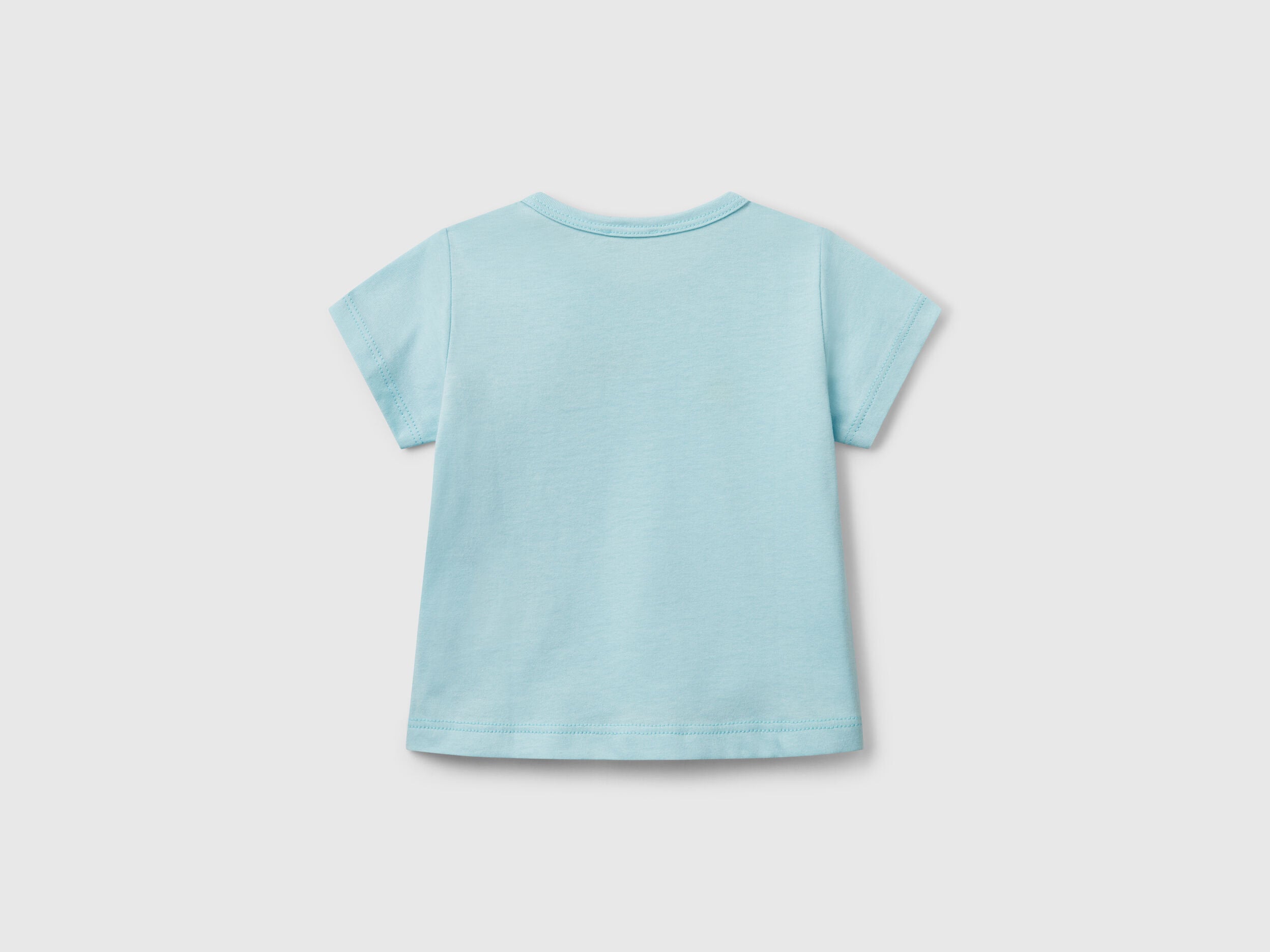 Benetton_T-Shirt_3I1XA1067_21J_02