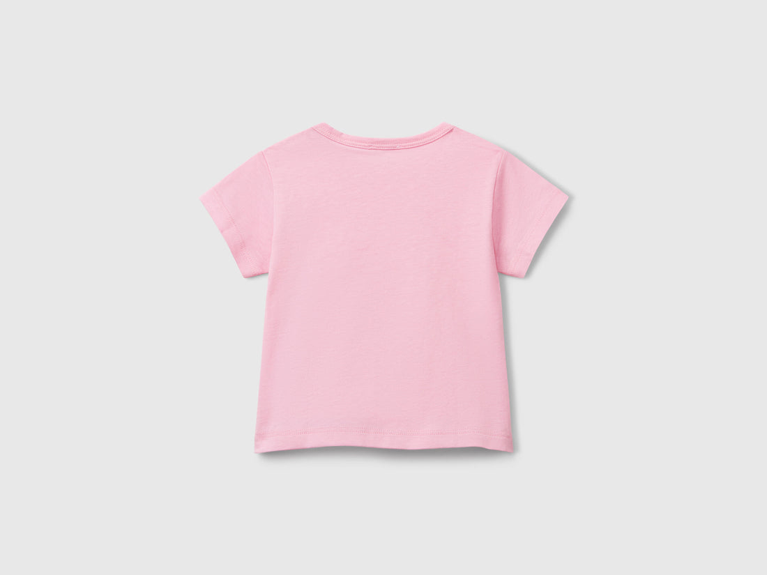 Benetton_Short Sleeve T-Shirt with Print_3I1XA1069_34Q_02