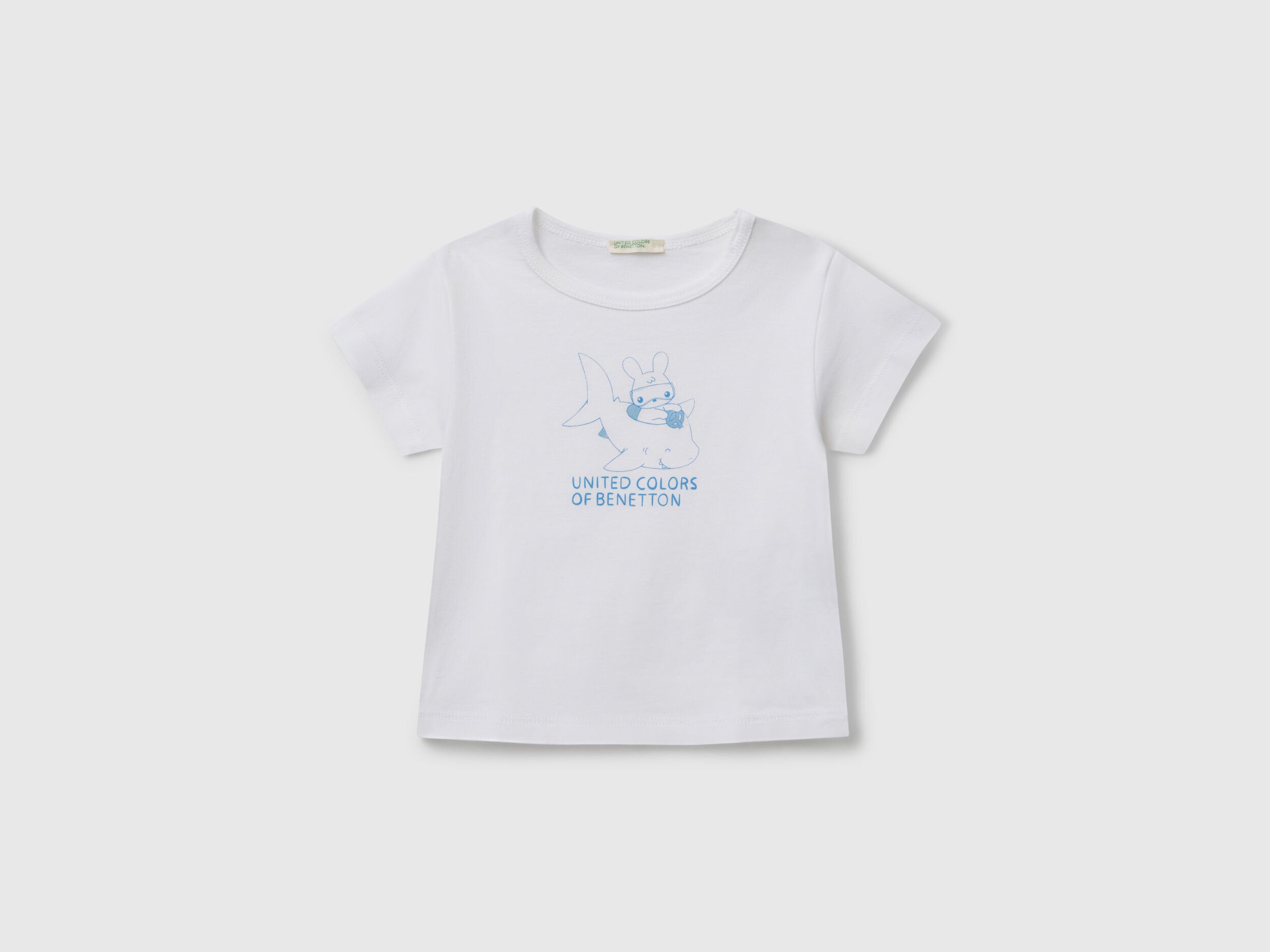 Benetton_Short Sleeve T-Shirt with Print_3I1XA1069_901_01