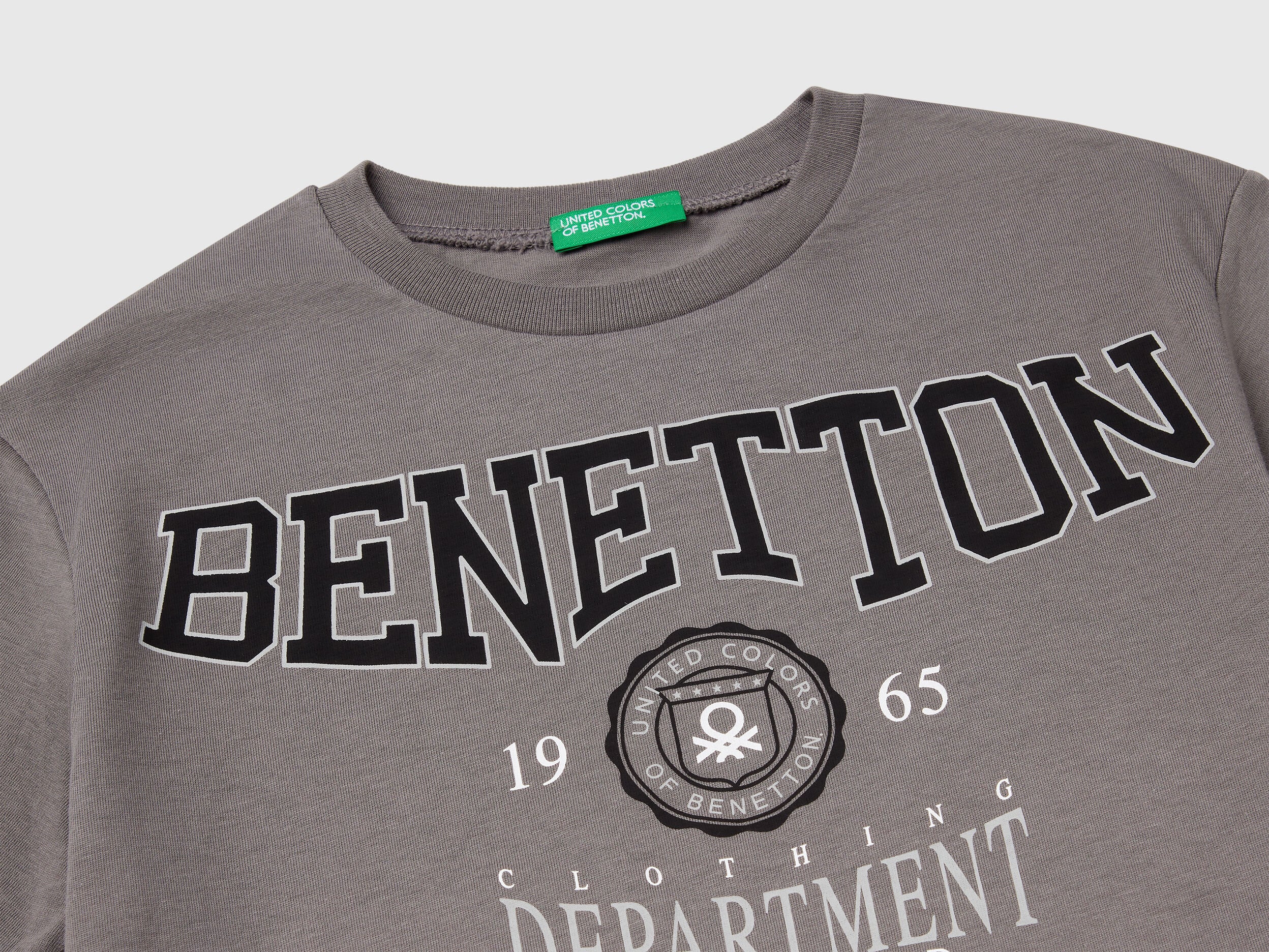 Benetton_Short Sleeve T-Shirt in 100% Cotton_3I1XC10N3_00W_03