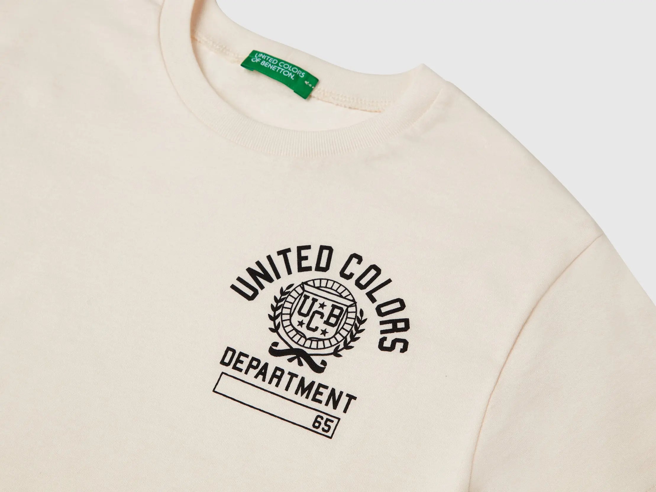 Benetton_Short Sleeve T-Shirt in 100% Cotton_3I1XC10N3_0R2_03