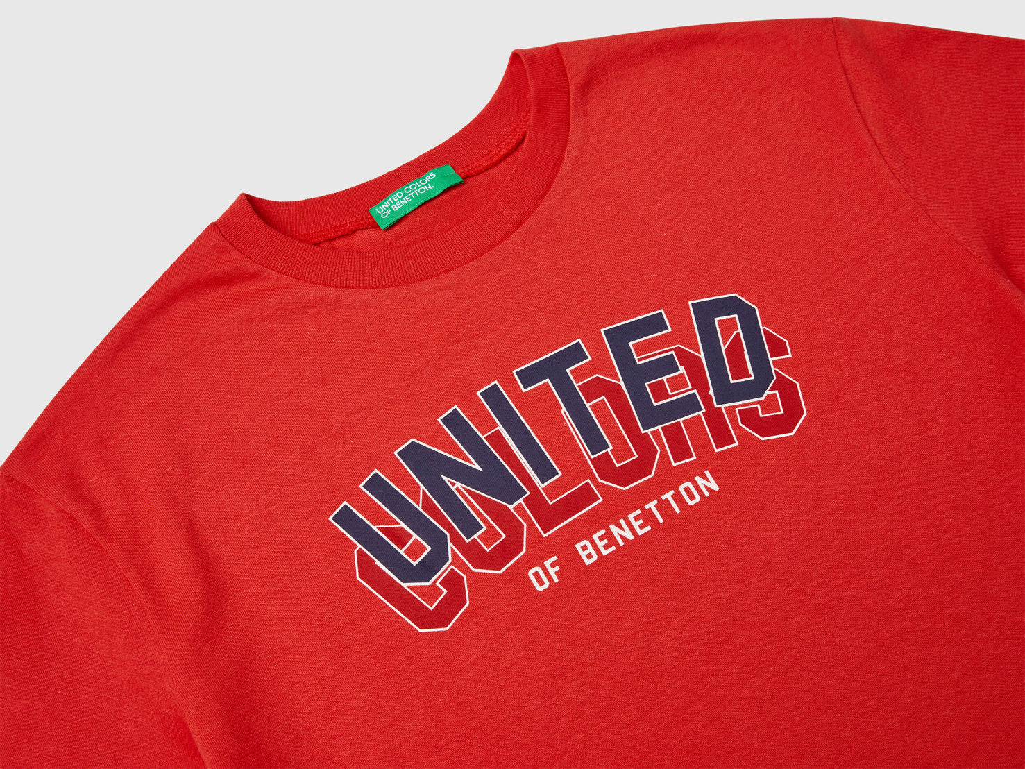 Benetton_Short Sleeve T-Shirt in 100% Cotton_3I1XC10N3_19Q_03