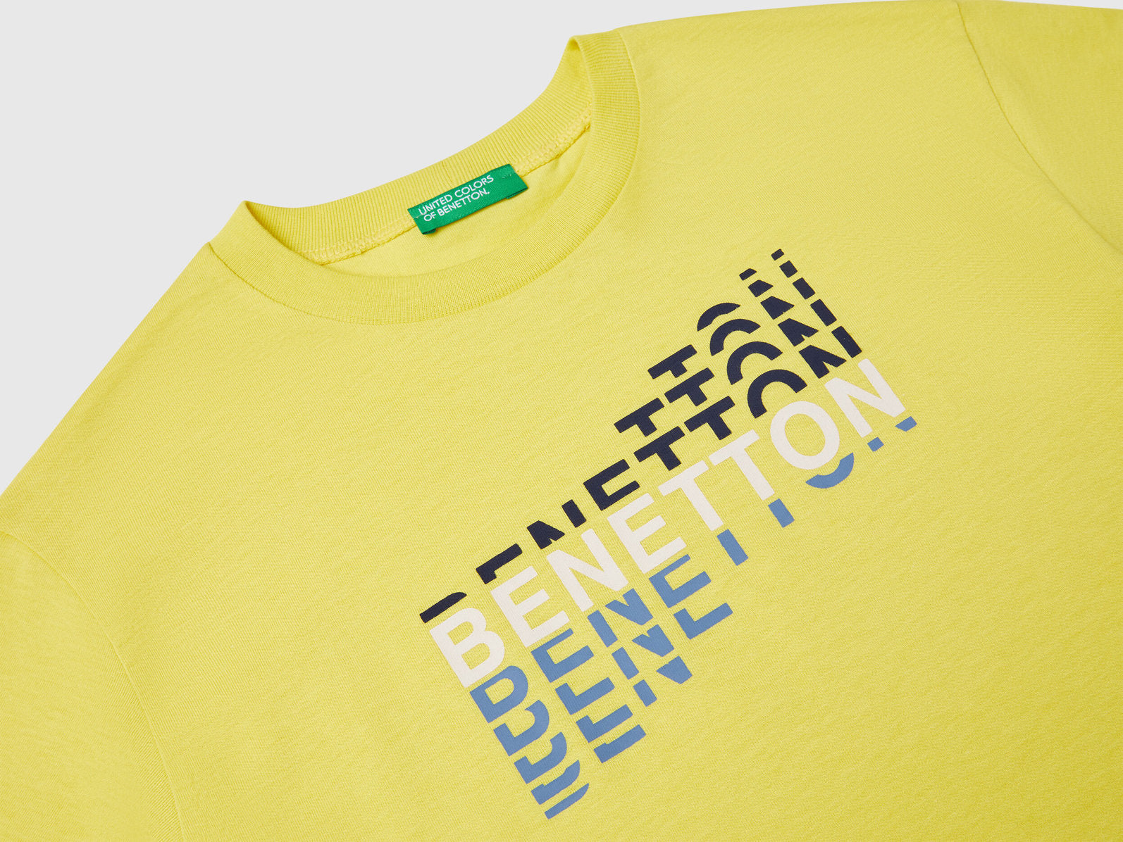 Benetton_Short Sleeve T-Shirt in 100% Cotton_3I1XC10N3_1T1_03