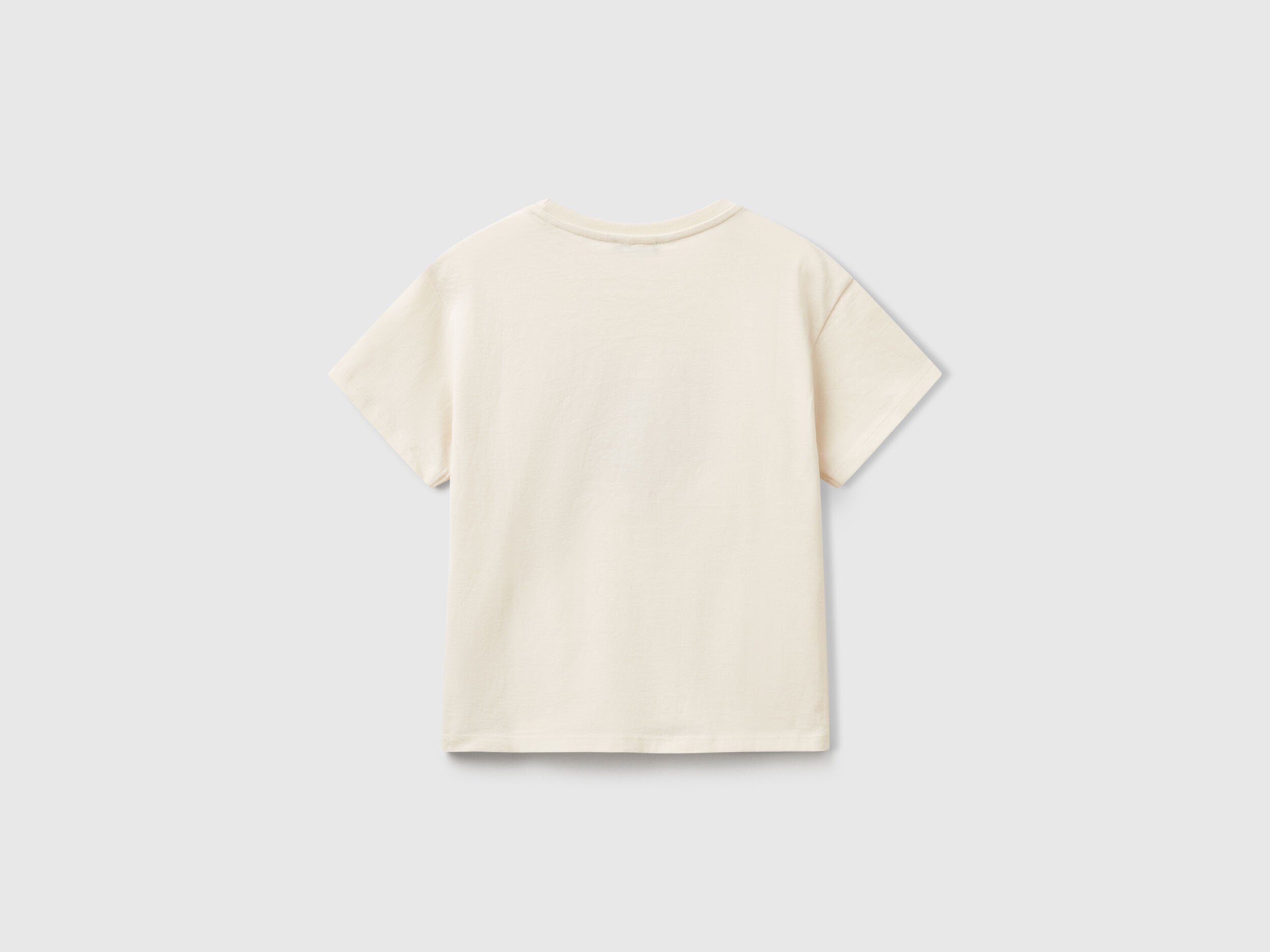 Benetton_T-Shirt with Print and Sequins_3I1XC10NY_00V_02