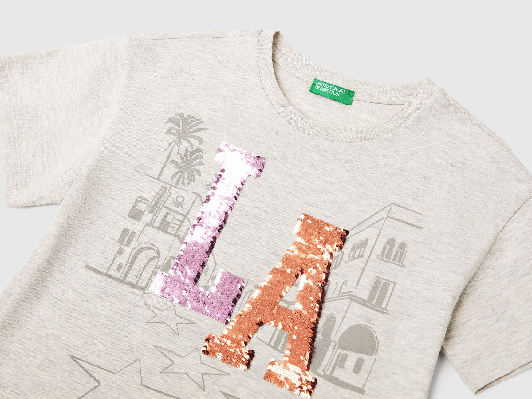 Benetton_T-Shirt with Print and Sequins_3I1XC10NY_517_03