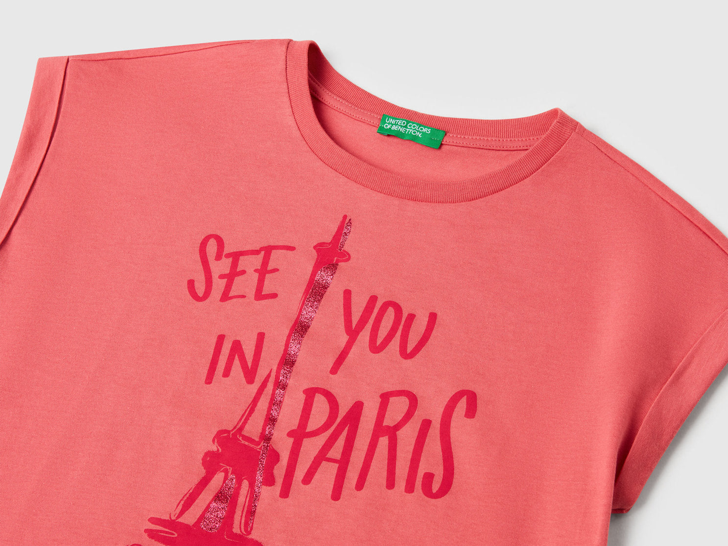 Benetton_Boxy Fit T-Shirt with Print and Glitter_3I1XC10NZ_11F_03