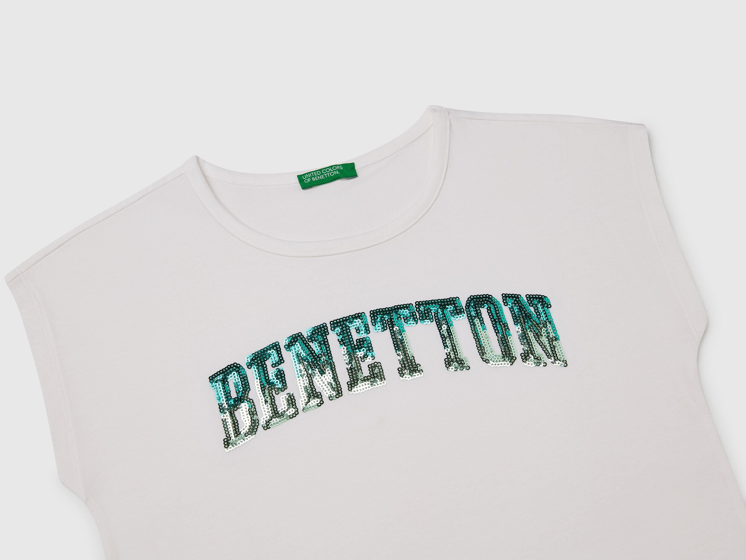Benetton_T-Shirt_3I1XC10P1_101_03