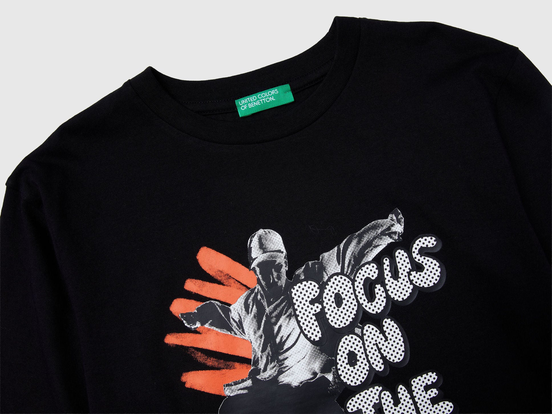Benetton_Black_T-Shirt with Print_3I1XC10QR_100_03