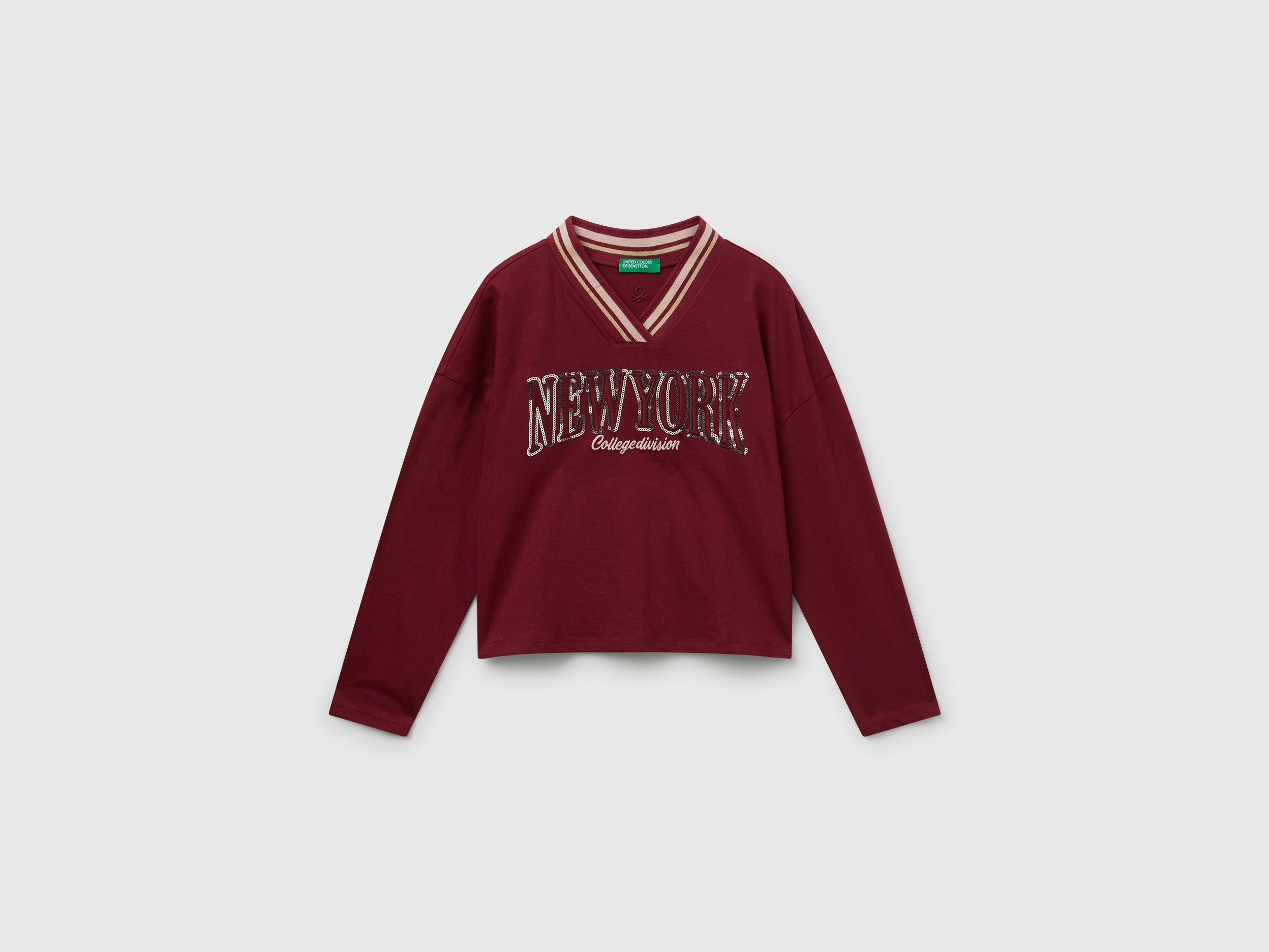 Benetton_Burgundy_T-Shirt with Sequin Embroidery_3I1XC400E_236_01