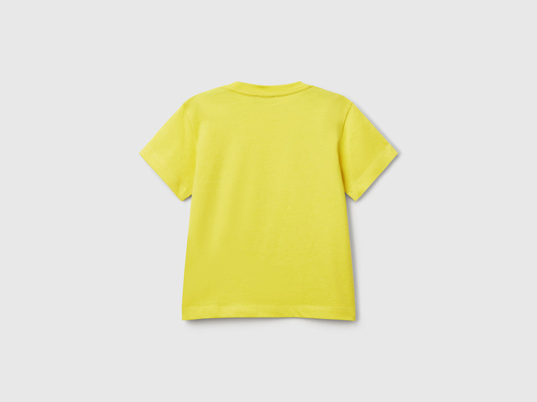 Benetton_T-Shirt with Application_3I1XG10J6_1T1_02