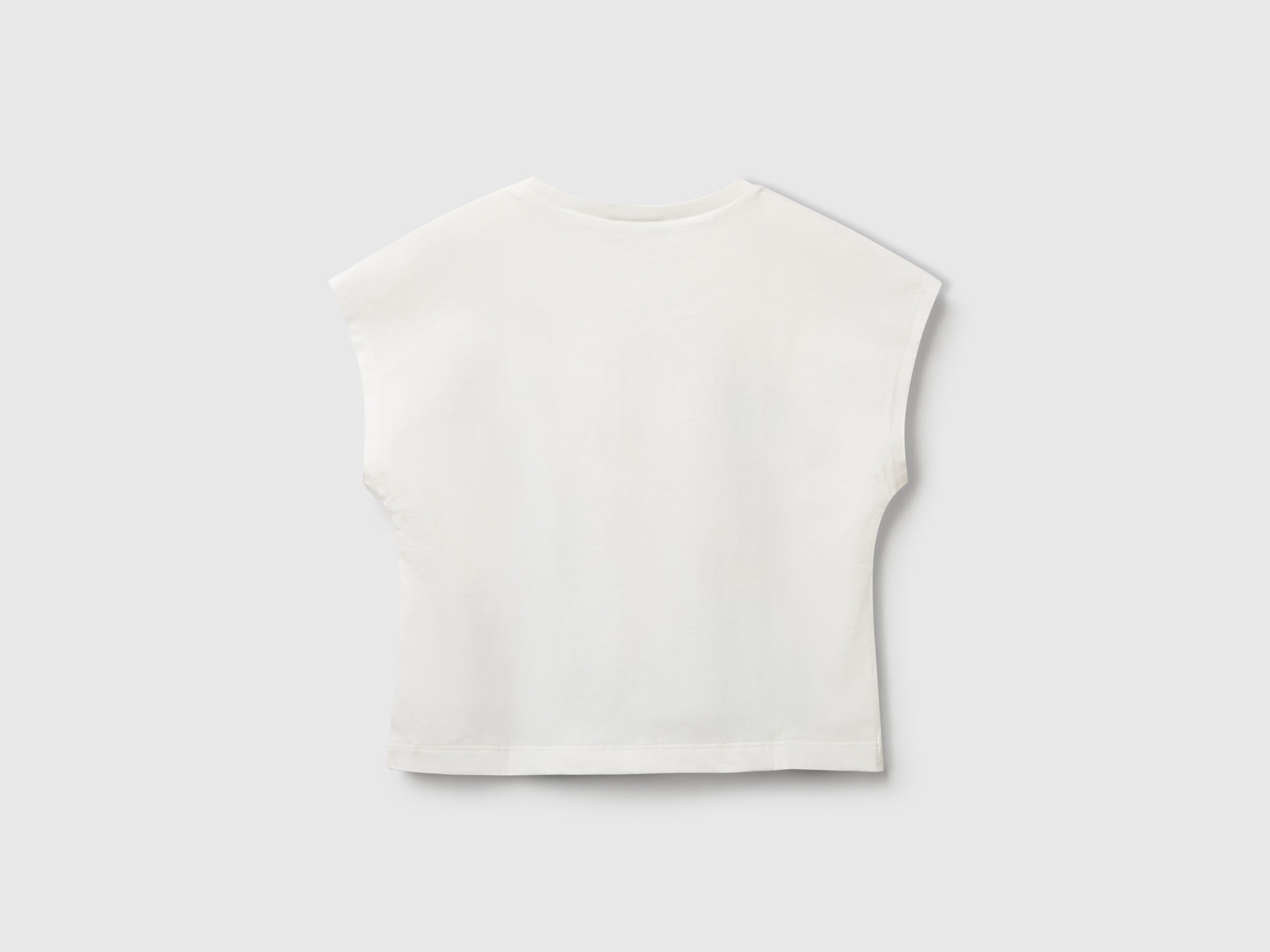 Benetton_T-Shirt with Print and Crochet Applique_3I1XG10JH_074_02