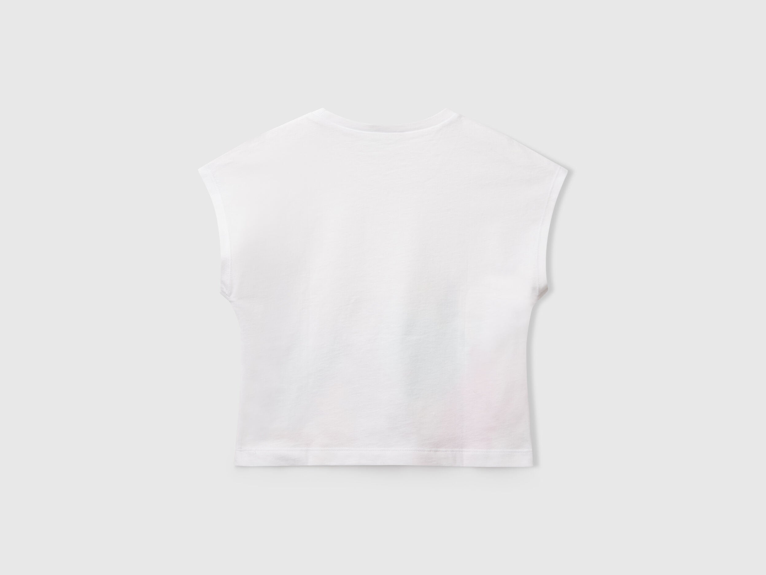 Benetton_T-Shirt with Print and Crochet Applique_3I1XG10JH_101_02