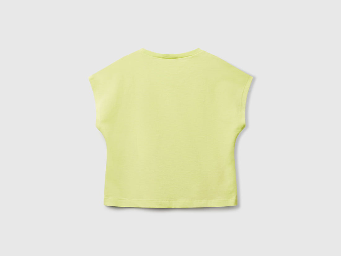 Benetton_T-Shirt with Print and Crochet Applique_3I1XG10JH_18A_02