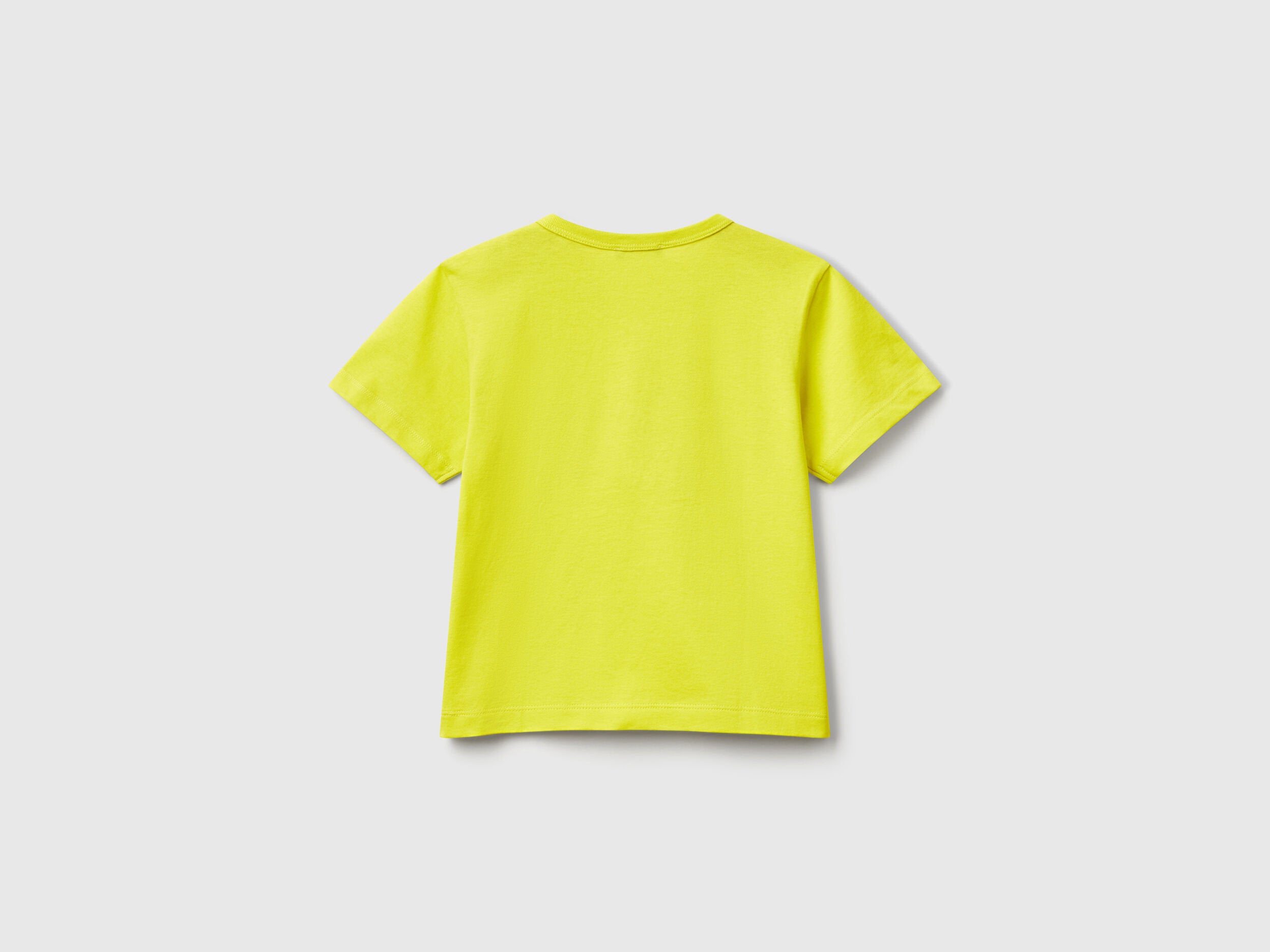 Benetton_T-Shirt with Submarine Print and Applique_3I1XG10JL_29B_02