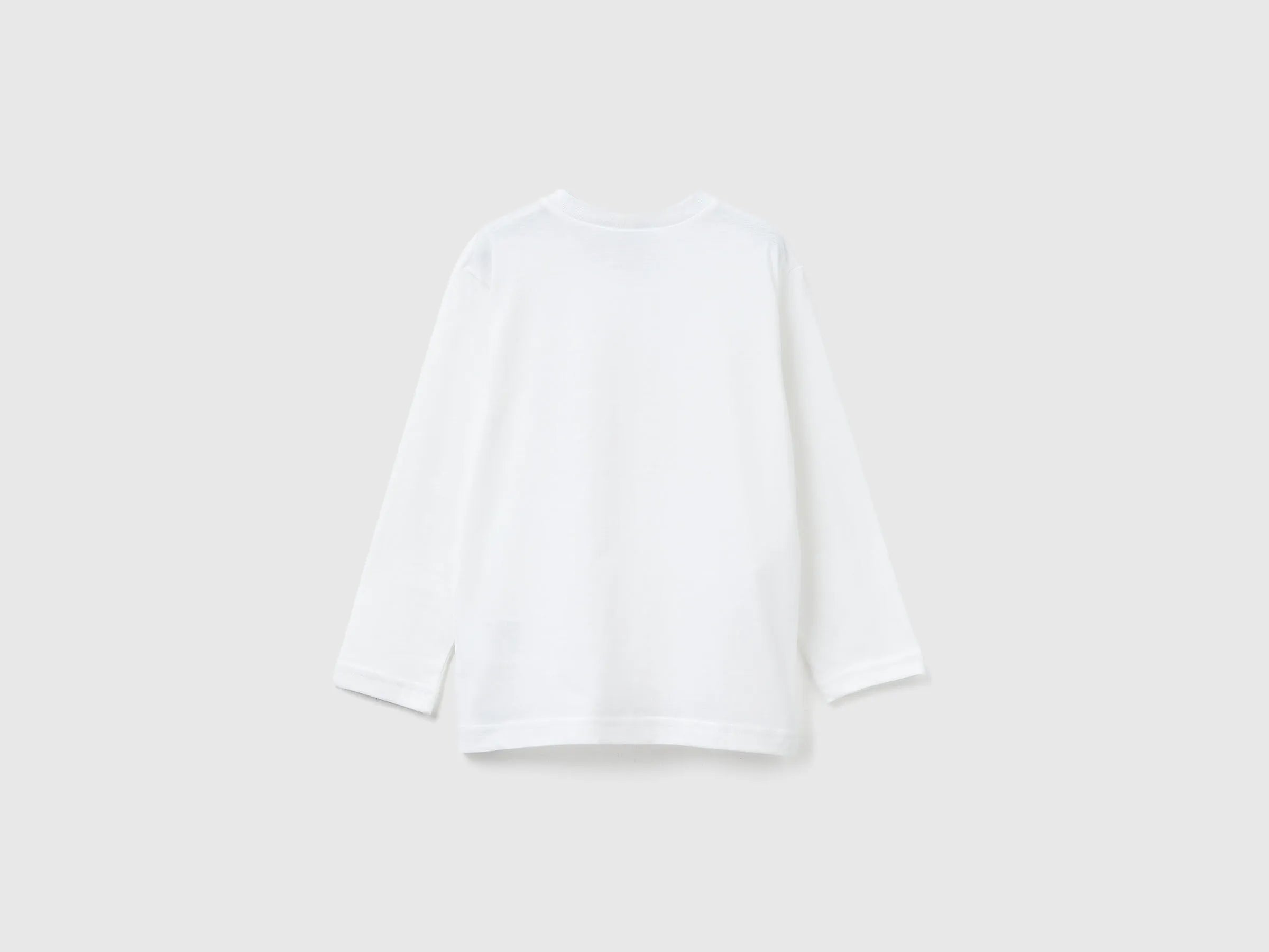 Benetton_Creamy White_T-Shirt with Bluey ©Ludo Studio Print_3I1XG10KH_074_02