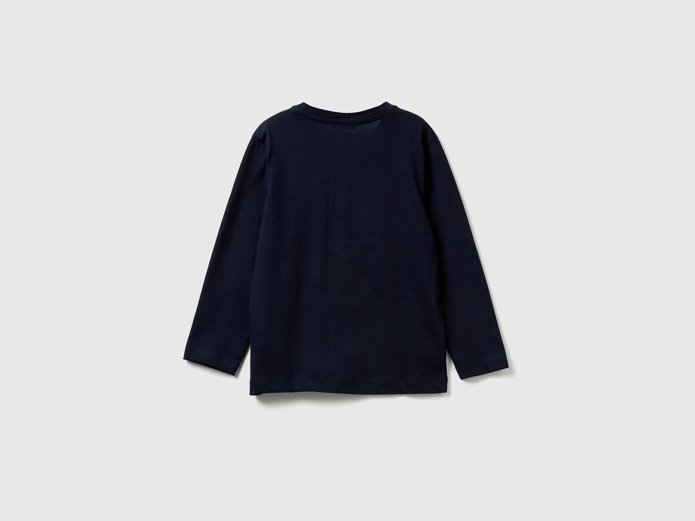 Benetton_Dark Blue_T-Shirt with Shark Print and Applique_3I1XG10KQ_016_02