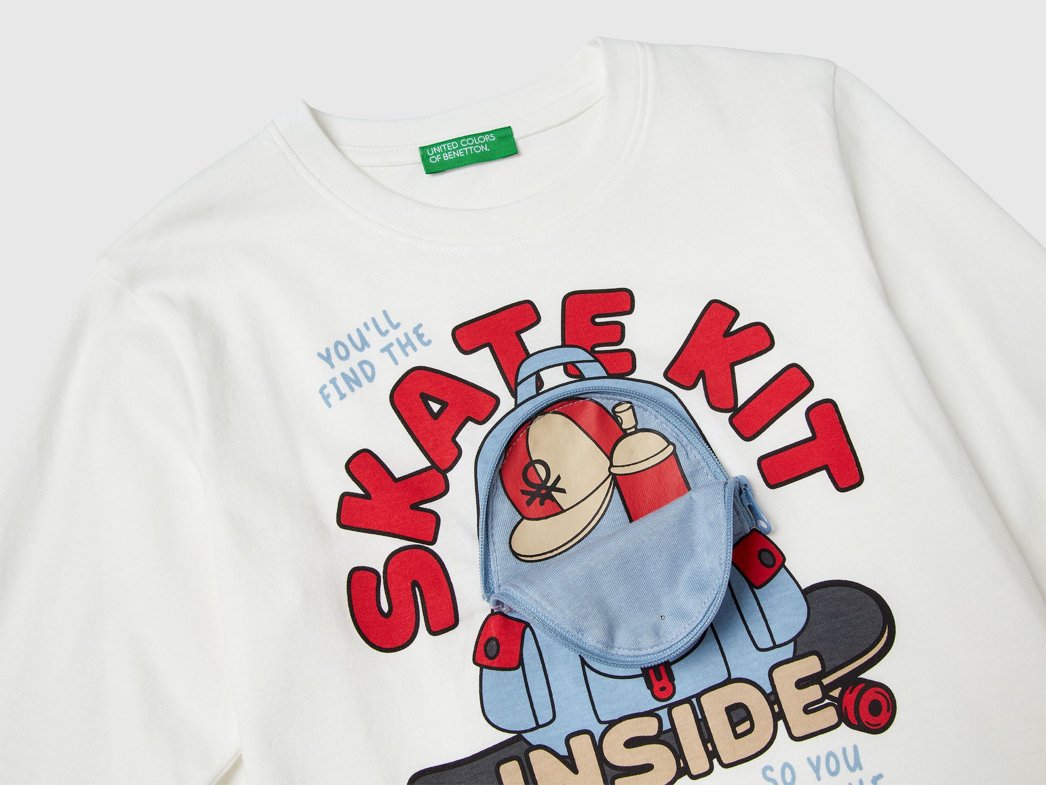 Benetton_Creamy White_T-Shirt with Shark Print and Applique_3I1XG10KQ_074_03