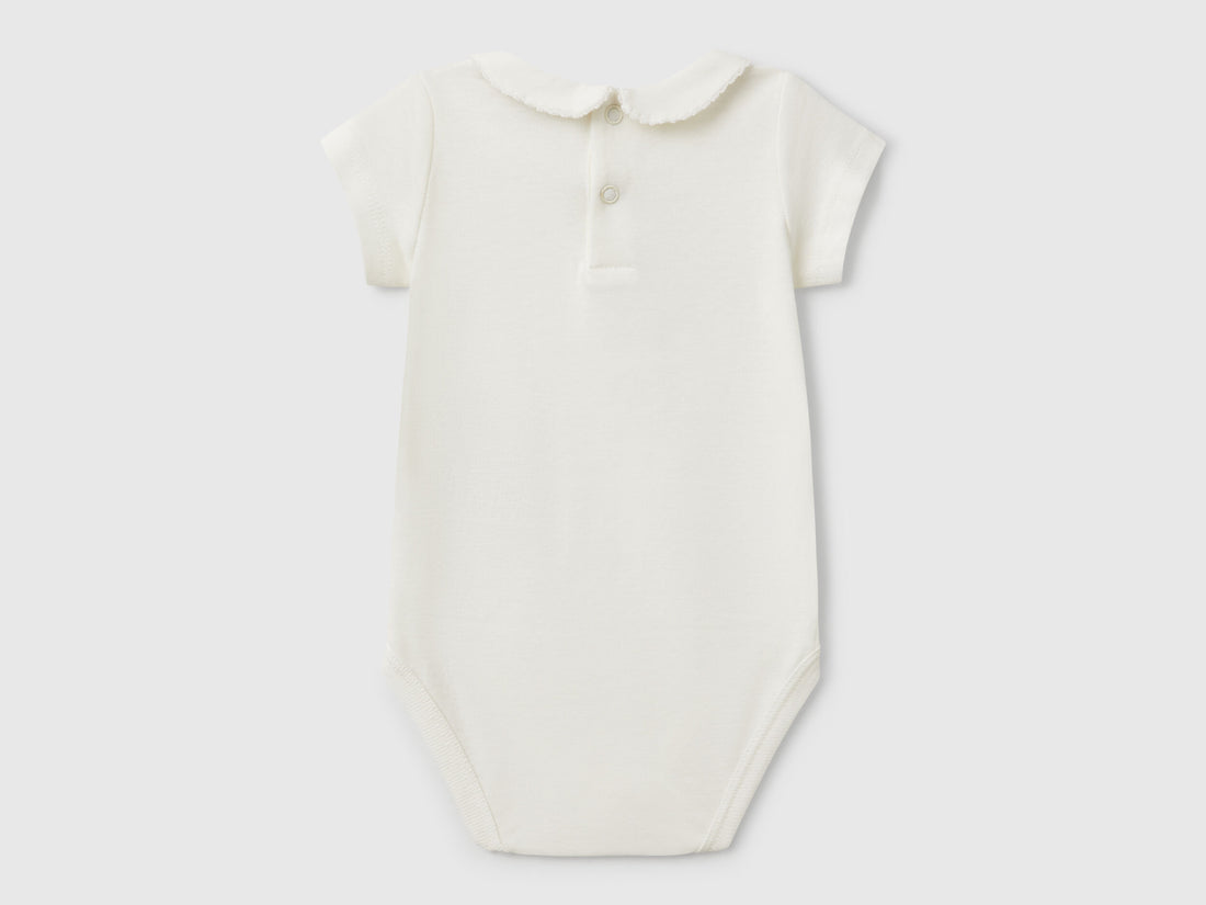 Benetton_Bodysuit with Cotton Collar_3I9WAB00Q_074_02