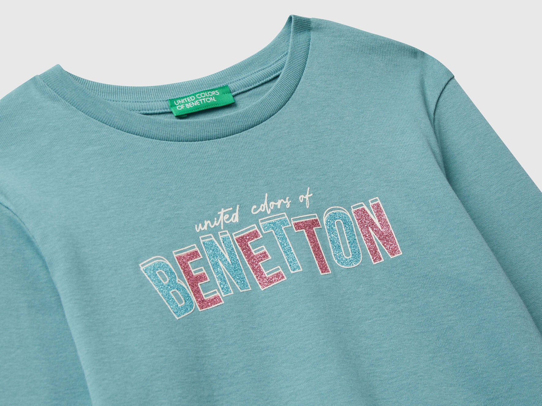 Benetton_Sky Blue_T-Shirt with Glitter Print_3I9WC10Q2_33K_03