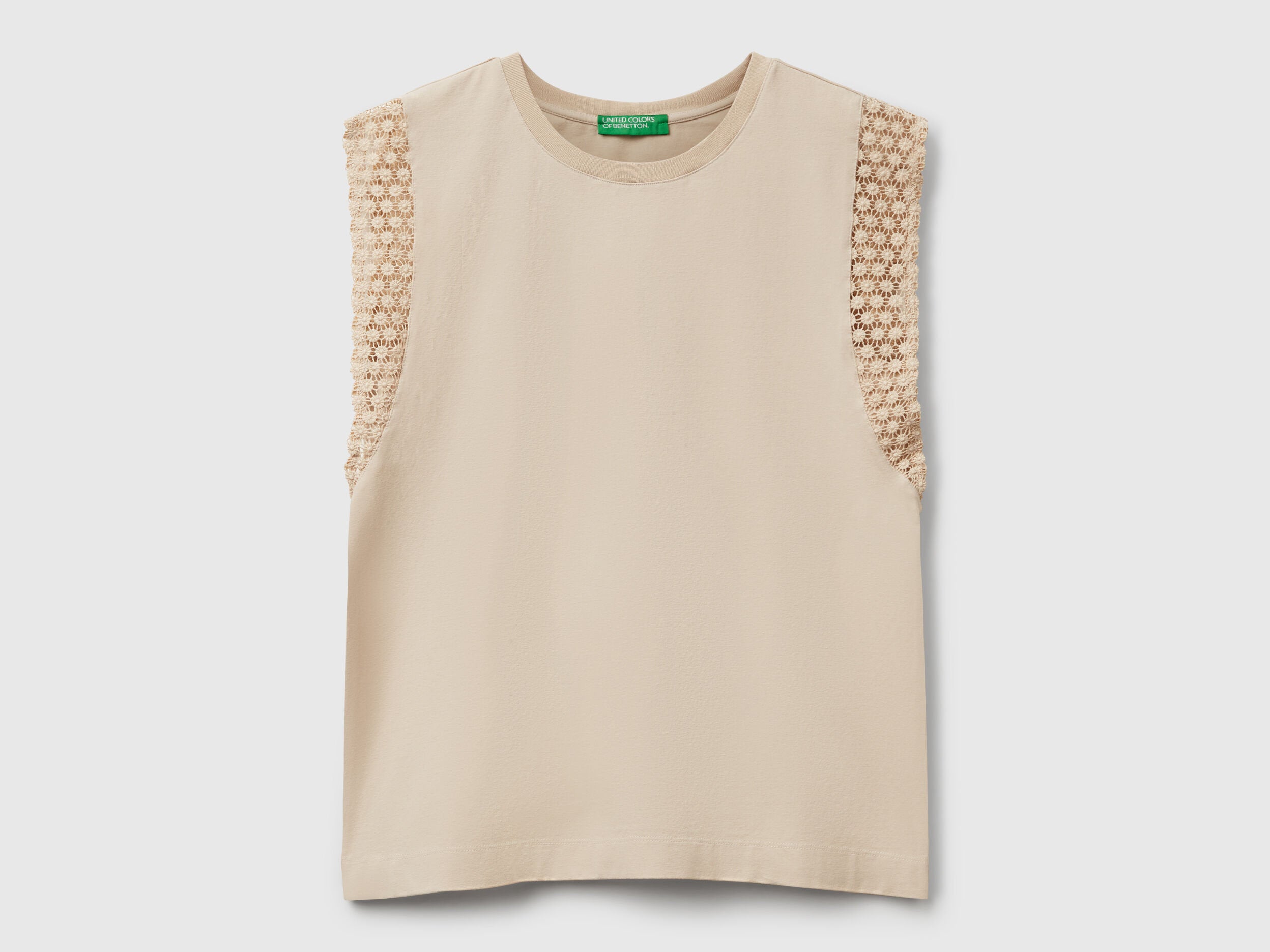 Benetton_Sleeveless Top with Macram�_3IFVD10AC_152_03