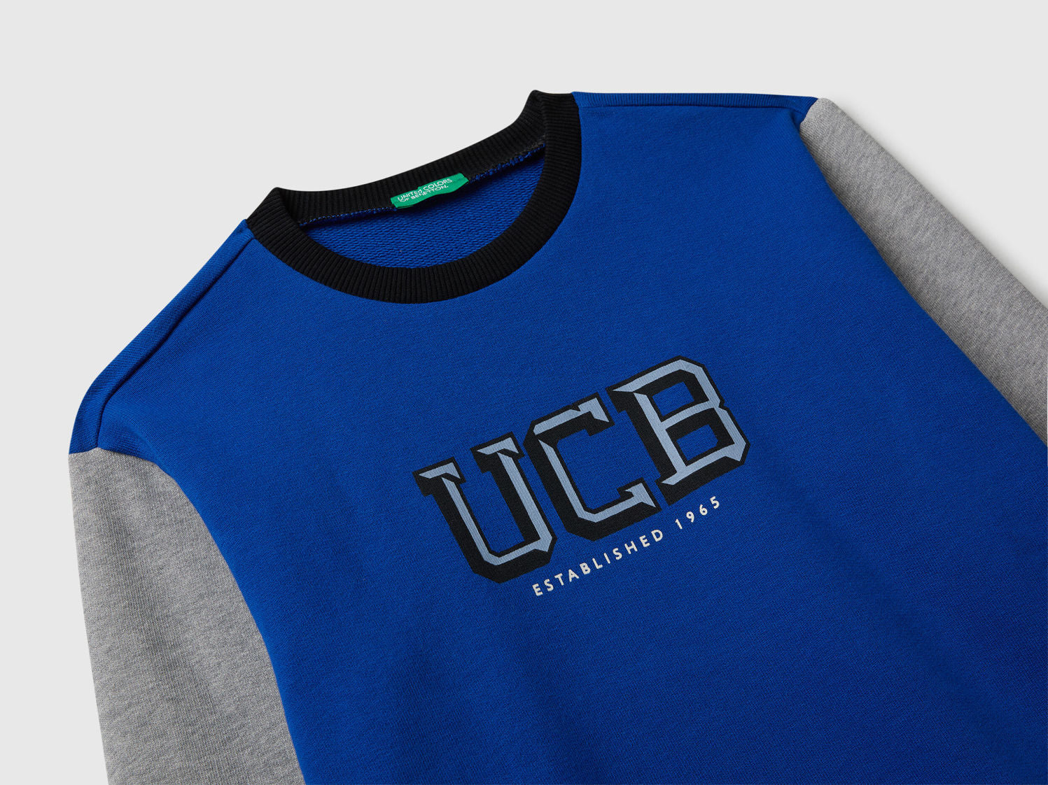 Benetton_Bright Blue_Cotton Sweatshirt with Logo_3J68C10PZ_901_03