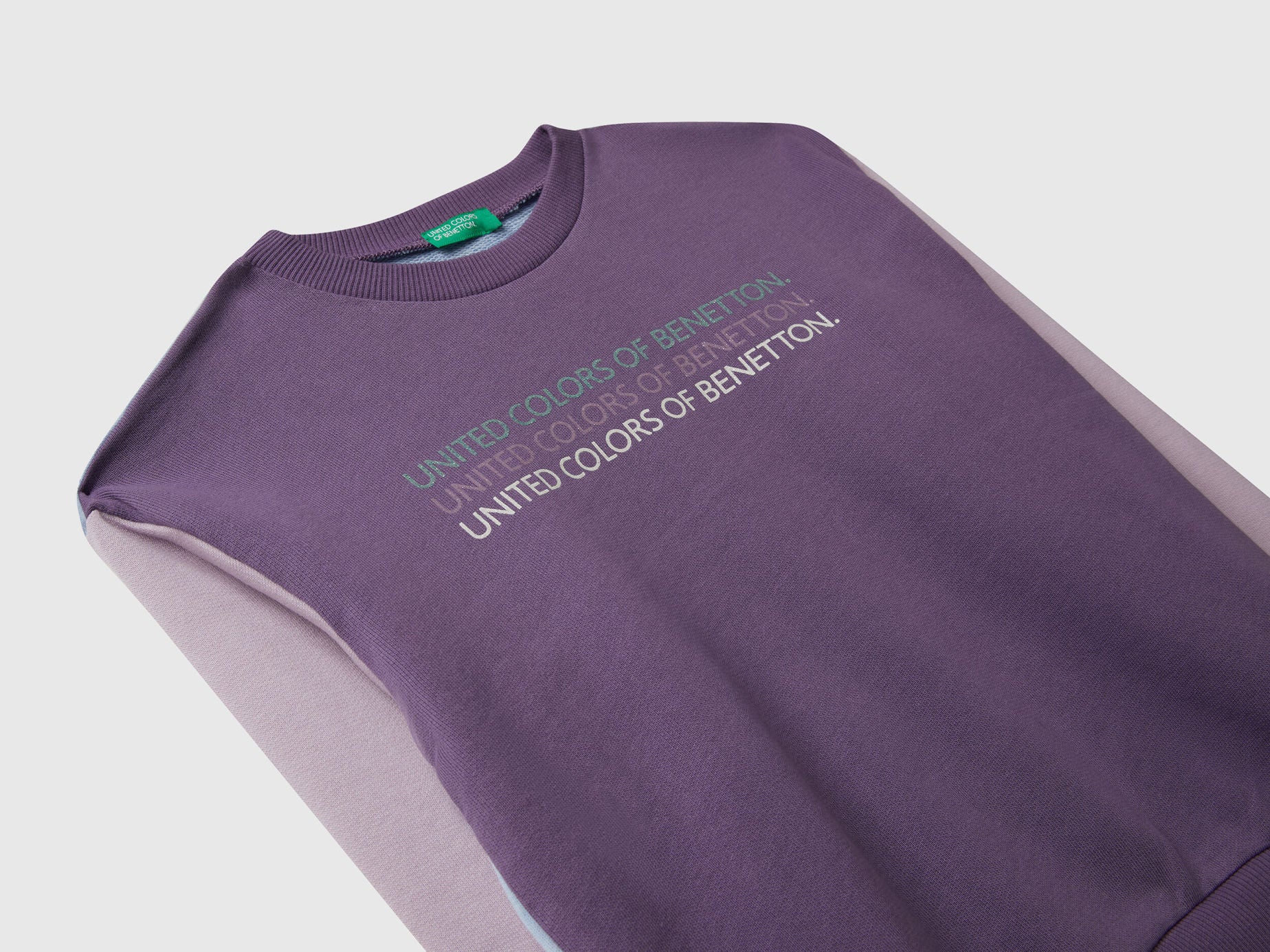 Benetton_Violet_Sweatshirt with Glittery Logo Print_3J68C10Q0_902_03