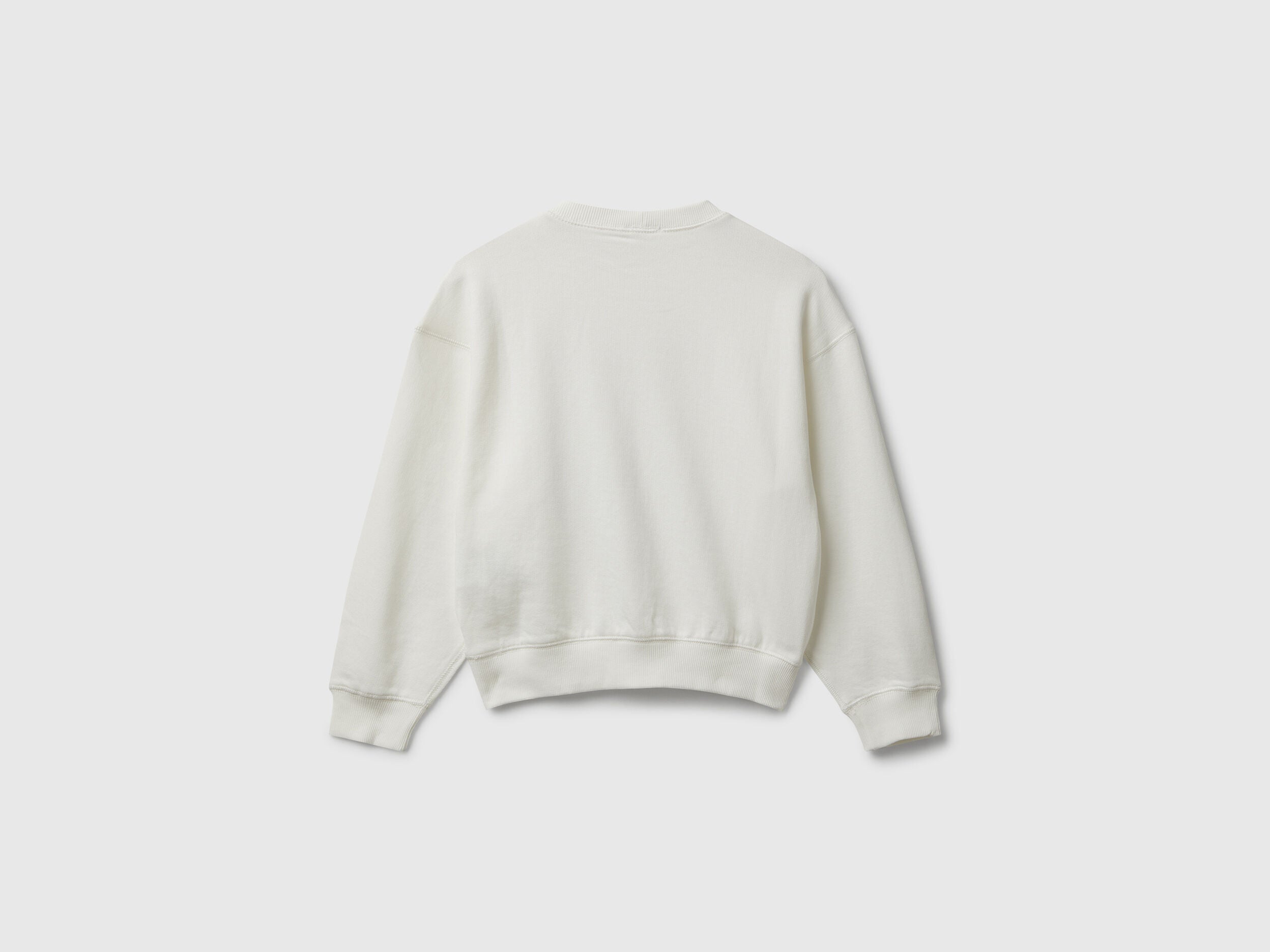Benetton_Creamy White_Sweatshirt with Sequins_3J68C10QI_074_02