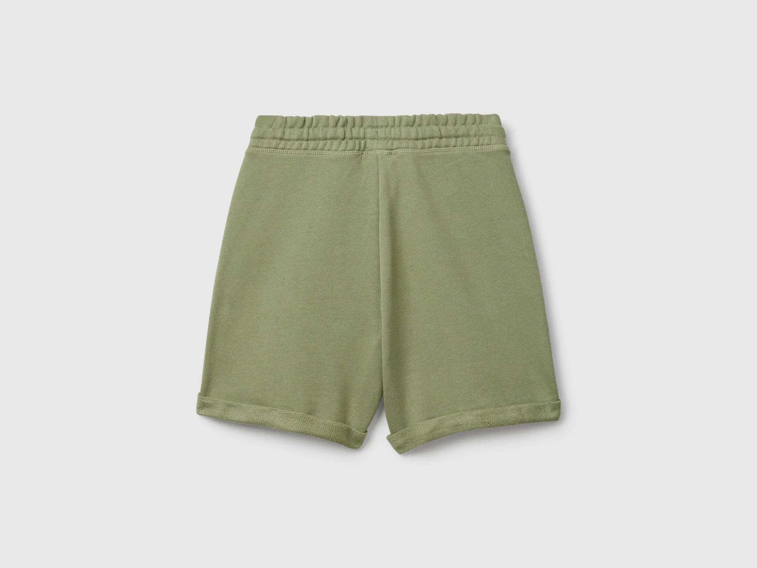 Benetton_Bermuda Shorts in Pure Cotton Fleece_3J68C901G_26K_02